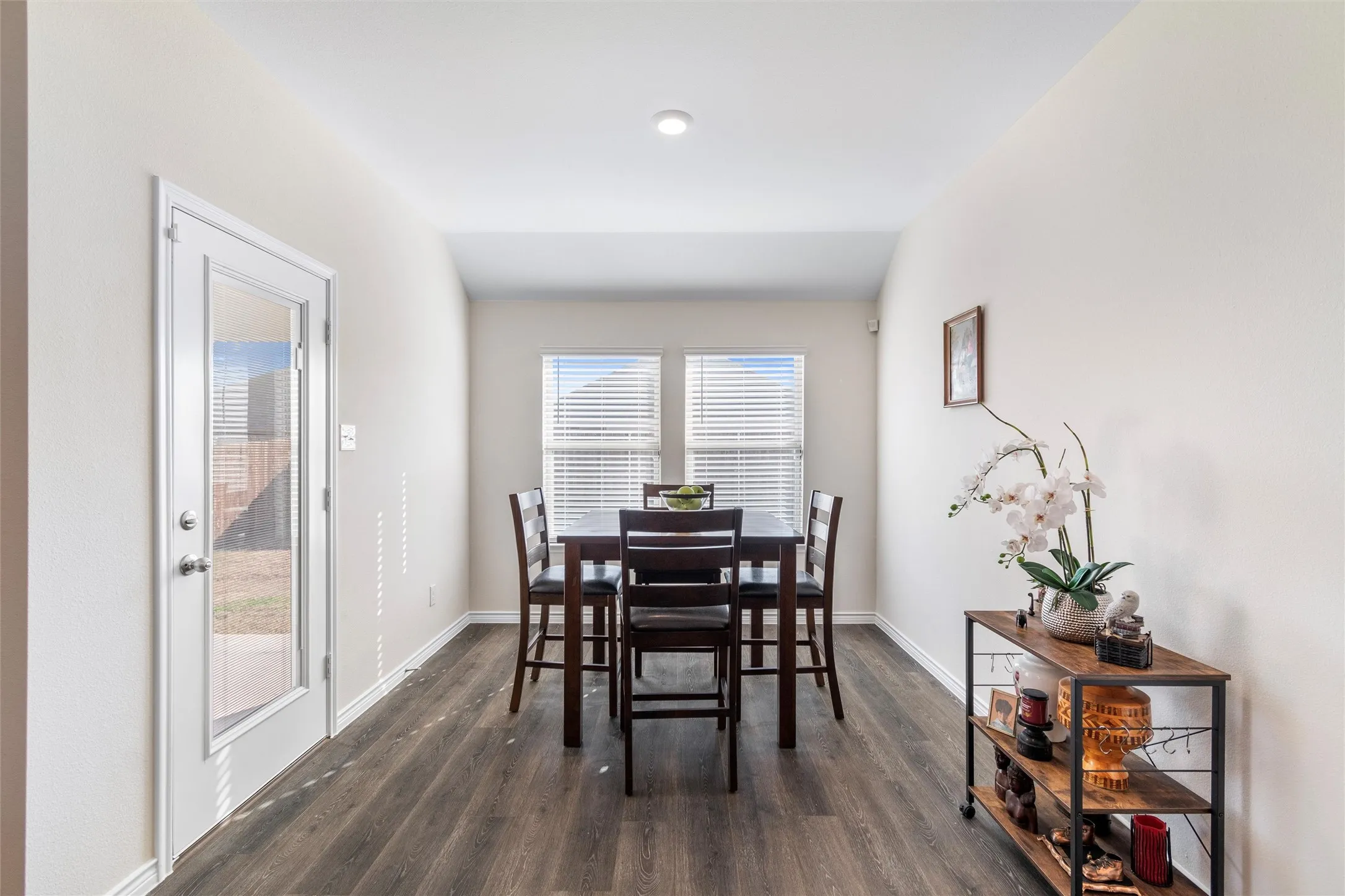 Single Family Residence For Sale in Collin County , 409 Willow View Way, Princeton, Texas 75407, 4 Bedroom, 2 Bathroom, 2 Garage spaces, 1,794 Sqft, built in 2022, mls#21277106, Real Estate Agent in Princeton, Homes For Sale in Collin county, Homes For Sale in Princeton, Realtor in Princeton Texas, Real Estate Brokerage Independent Realty Texas, Luminita Cordes Realtor