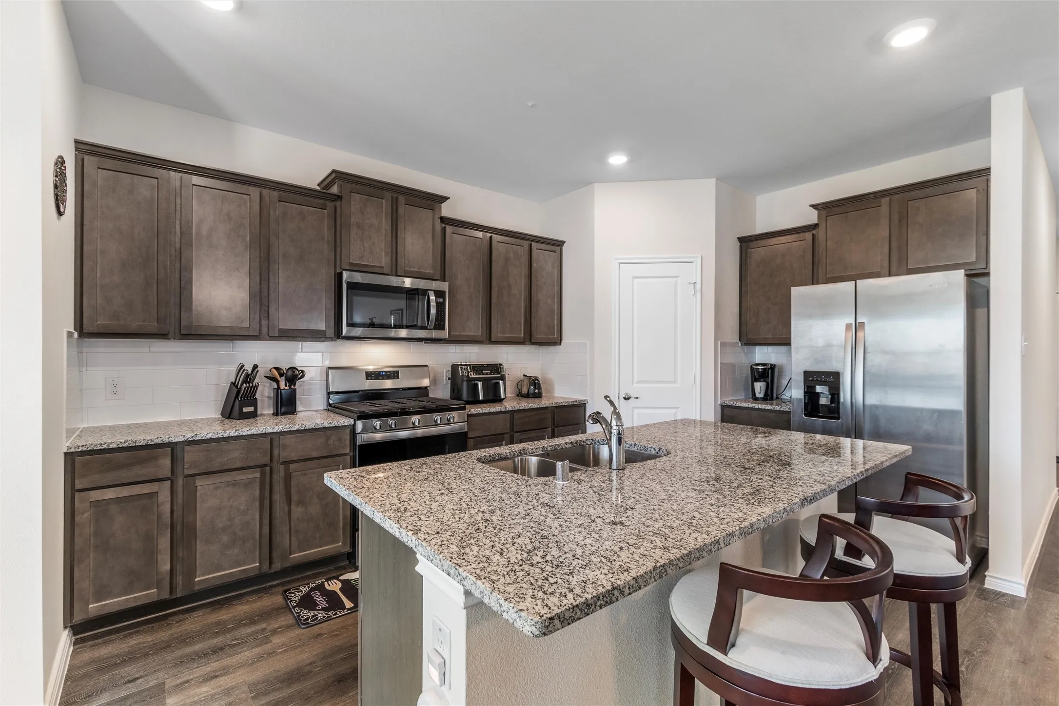 Single Family Residence For Sale in Collin County , 409 Willow View Way, Princeton, Texas 75407, 4 Bedroom, 2 Bathroom, 2 Garage spaces, 1,794 Sqft, built in 2022, mls#21277106, Real Estate Agent in Princeton, Homes For Sale in Collin county, Homes For Sale in Princeton, Realtor in Princeton Texas, Real Estate Brokerage Independent Realty Texas, Luminita Cordes Realtor