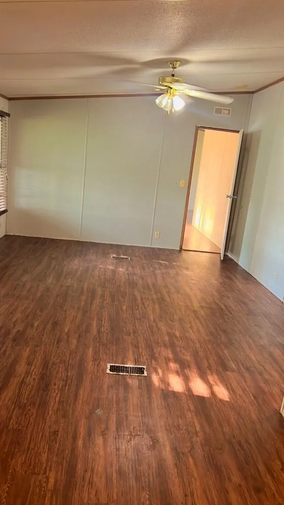 Mobile Home For Sale in Collin County , 10768 Whiterock Trail, Anna, Texas 75409, 1 Bedroom, 1 Bathroom, Garage spaces, 2,100 Sqft, built in 1998, Price $799,999, mls#21273248, Real Estate Agent in Anna, Homes For Sale in Collin county, Homes For Sale in Anna, Realtor in Anna Texas, Real Estate Brokerage Independent Realty Texas, Luminita Cordes Realtor