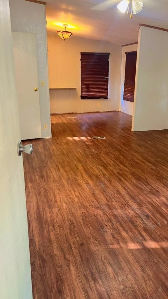 Mobile Home For Sale in Collin County , 10768 Whiterock Trail, Anna, Texas 75409, 1 Bedroom, 1 Bathroom, Garage spaces, 2,100 Sqft, built in 1998, Price $799,999, mls#21273248, Real Estate Agent in Anna, Homes For Sale in Collin county, Homes For Sale in Anna, Realtor in Anna Texas, Real Estate Brokerage Independent Realty Texas, Luminita Cordes Realtor