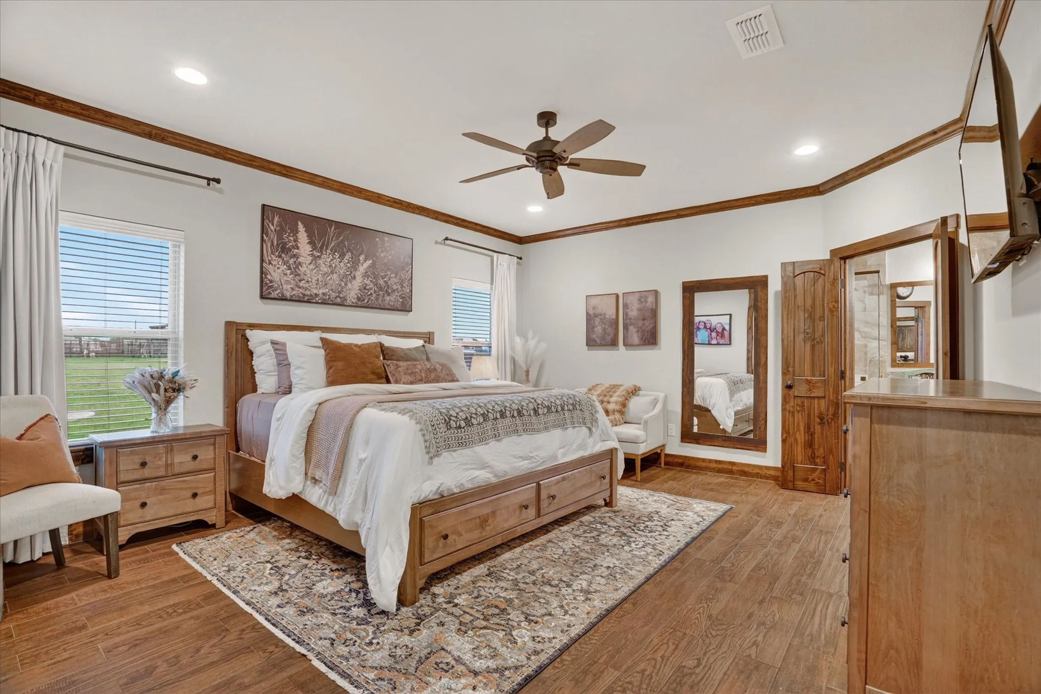 Single Family Residence For Sale in Wise County , 19001 N County Line Road, Ponder, Texas 76259, 4 Bedroom, 4 Bathroom, 2 Garage spaces, 3,797 Sqft, built in 2016, Price $989,000, mls#21277242, Real Estate Agent in Ponder, Homes For Sale in Wise county, Homes For Sale in Ponder, Realtor in Ponder Texas, Real Estate Brokerage Independent Realty Texas, Luminita Cordes Realtor
