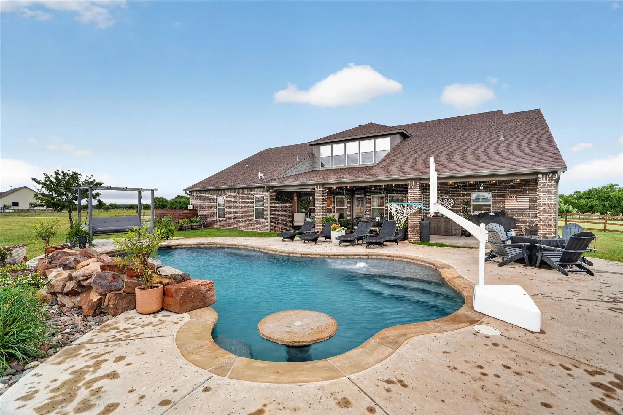 Single Family Residence For Sale in Wise County , 19001 N County Line Road, Ponder, Texas 76259, 4 Bedroom, 4 Bathroom, 2 Garage spaces, 3,797 Sqft, built in 2016, Price $989,000, mls#21277242, Real Estate Agent in Ponder, Homes For Sale in Wise county, Homes For Sale in Ponder, Realtor in Ponder Texas, Real Estate Brokerage Independent Realty Texas, Luminita Cordes Realtor