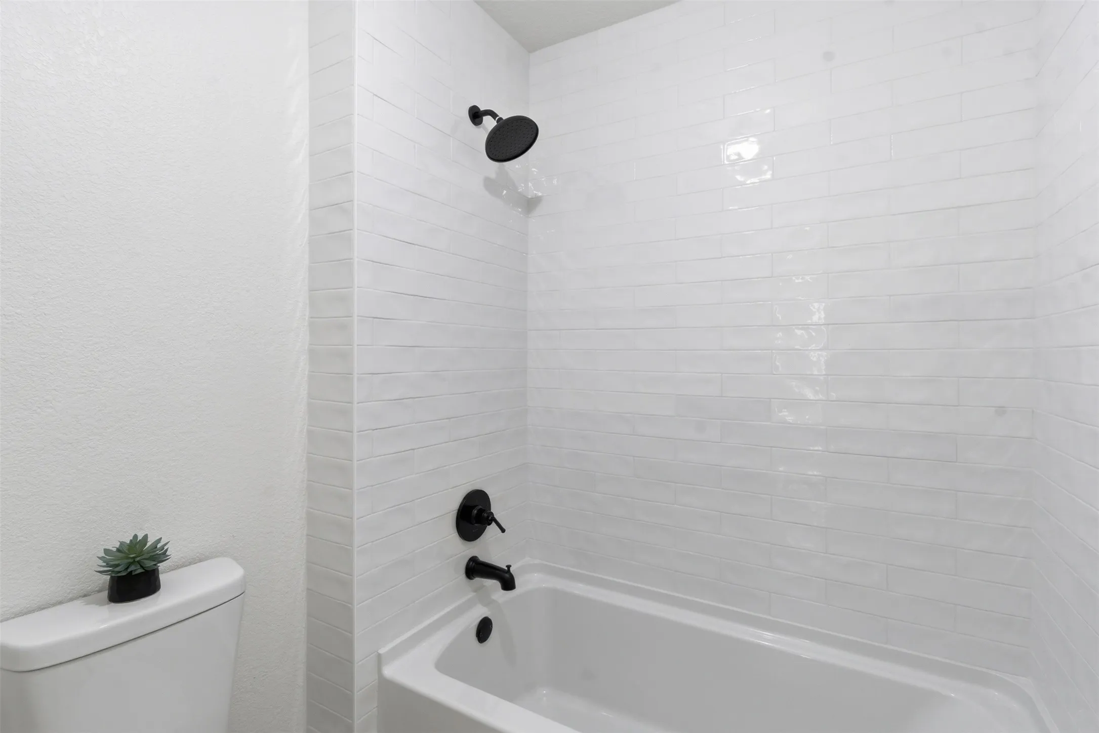 Single Family Residence For Sale in Denton County , 9417 Homestead Lane, Frisco, Texas 75033, 4 Bedroom, 3 Bathroom, 2 Garage spaces, 2,613 Sqft, built in 1998, mls#21274936, Real Estate Agent in Frisco, Homes For Sale in Denton county, Homes For Sale in Frisco, Realtor in Frisco Texas, Real Estate Brokerage Independent Realty Texas, Luminita Cordes Realtor