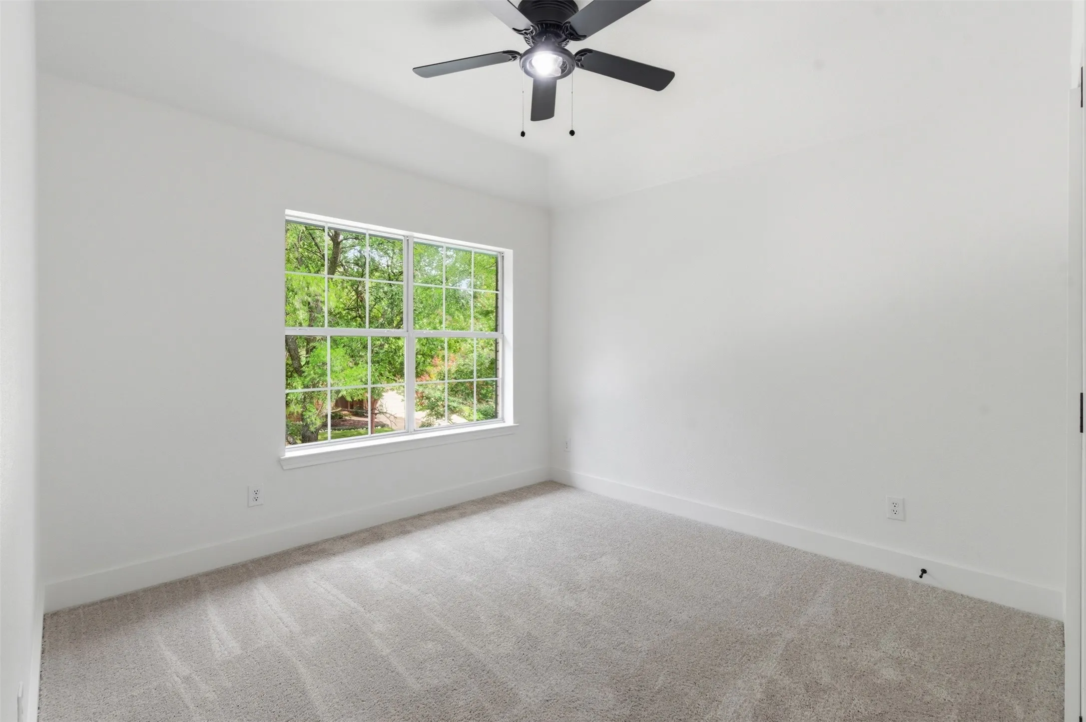 Single Family Residence For Sale in Denton County , 9417 Homestead Lane, Frisco, Texas 75033, 4 Bedroom, 3 Bathroom, 2 Garage spaces, 2,613 Sqft, built in 1998, mls#21274936, Real Estate Agent in Frisco, Homes For Sale in Denton county, Homes For Sale in Frisco, Realtor in Frisco Texas, Real Estate Brokerage Independent Realty Texas, Luminita Cordes Realtor