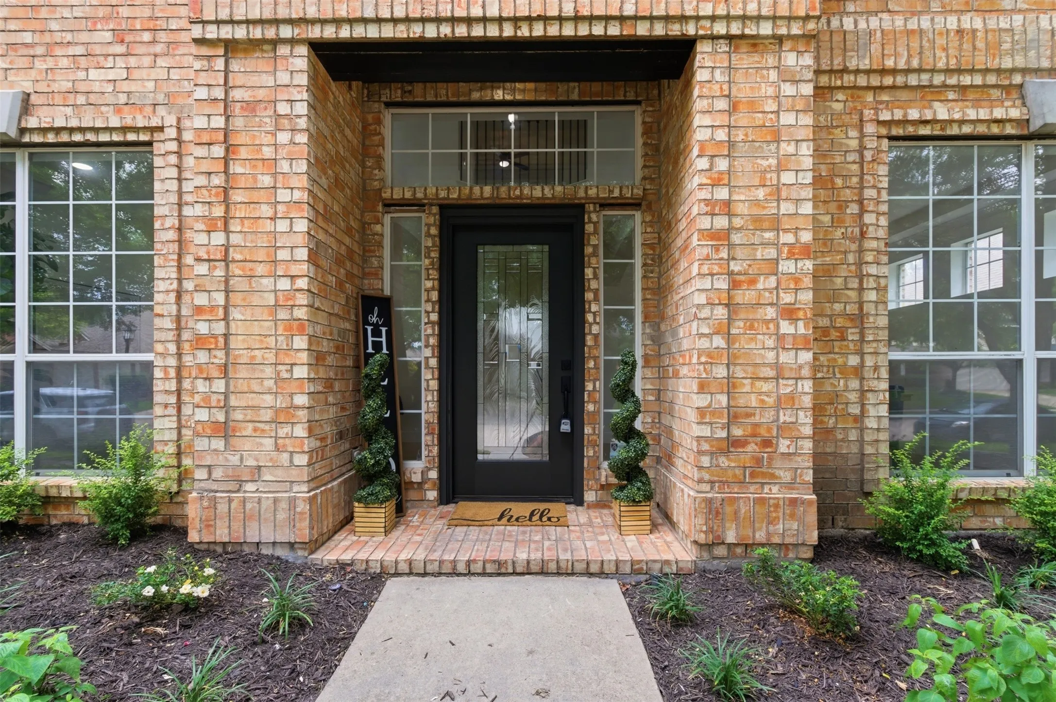Single Family Residence For Sale in Denton County , 9417 Homestead Lane, Frisco, Texas 75033, 4 Bedroom, 3 Bathroom, 2 Garage spaces, 2,613 Sqft, built in 1998, mls#21274936, Real Estate Agent in Frisco, Homes For Sale in Denton county, Homes For Sale in Frisco, Realtor in Frisco Texas, Real Estate Brokerage Independent Realty Texas, Luminita Cordes Realtor