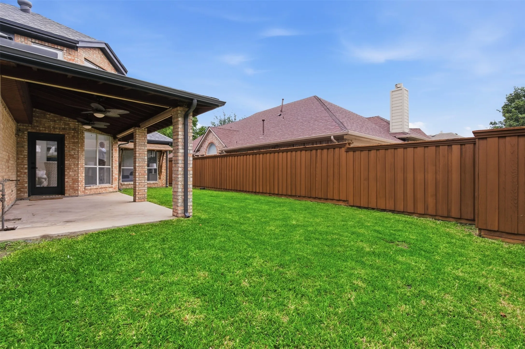 Single Family Residence For Sale in Denton County , 9417 Homestead Lane, Frisco, Texas 75033, 4 Bedroom, 3 Bathroom, 2 Garage spaces, 2,613 Sqft, built in 1998, mls#21274936, Real Estate Agent in Frisco, Homes For Sale in Denton county, Homes For Sale in Frisco, Realtor in Frisco Texas, Real Estate Brokerage Independent Realty Texas, Luminita Cordes Realtor