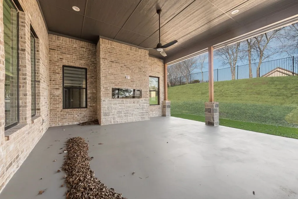 Single Family Residence For Sale in Dallas County , 1133 Aerie Place, De Soto, Texas 75115, 4 Bedroom, 5 Bathroom, 3 Garage spaces, 4,113 Sqft, built in 2024, mls#21276147, Real Estate Agent in De Soto, Homes For Sale in Dallas county, Homes For Sale in De Soto, Realtor in De Soto Texas, Real Estate Brokerage Independent Realty Texas, Luminita Cordes Realtor