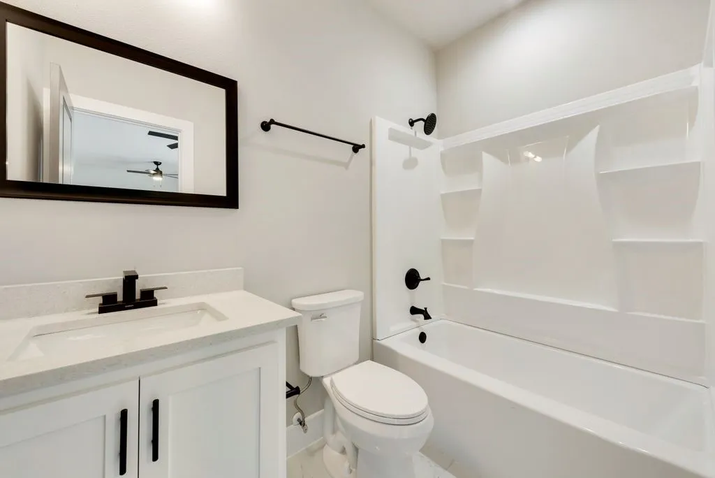 Single Family Residence For Sale in Dallas County , 1133 Aerie Place, De Soto, Texas 75115, 4 Bedroom, 5 Bathroom, 3 Garage spaces, 4,113 Sqft, built in 2024, mls#21276147, Real Estate Agent in De Soto, Homes For Sale in Dallas county, Homes For Sale in De Soto, Realtor in De Soto Texas, Real Estate Brokerage Independent Realty Texas, Luminita Cordes Realtor