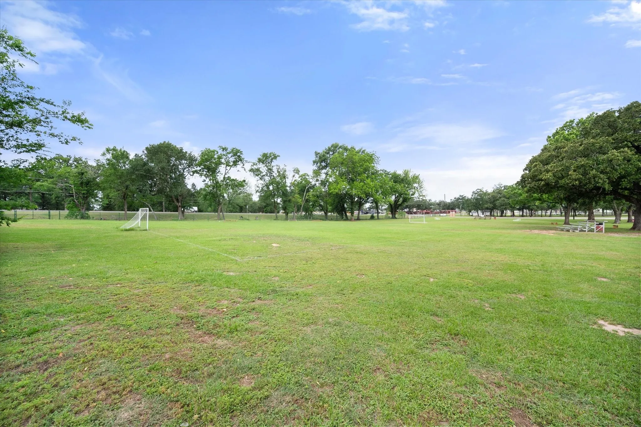 Single Family Residence For Sale in Freestone County , 951 Faircrest Drive, Fairfield, Texas 75840, 3 Bedrooms, 2 Bathrooms, Garage spaces, 2,000 Sqft, built in 1970, Price $255,000, mls#21277097, Real Estate Agent in Fairfield, Homes For Sale in Freestone county, Homes For Sale in Fairfield, Realtor in Fairfield Texas, Real Estate Brokerage Independent Realty Texas, Luminita Cordes Realtor