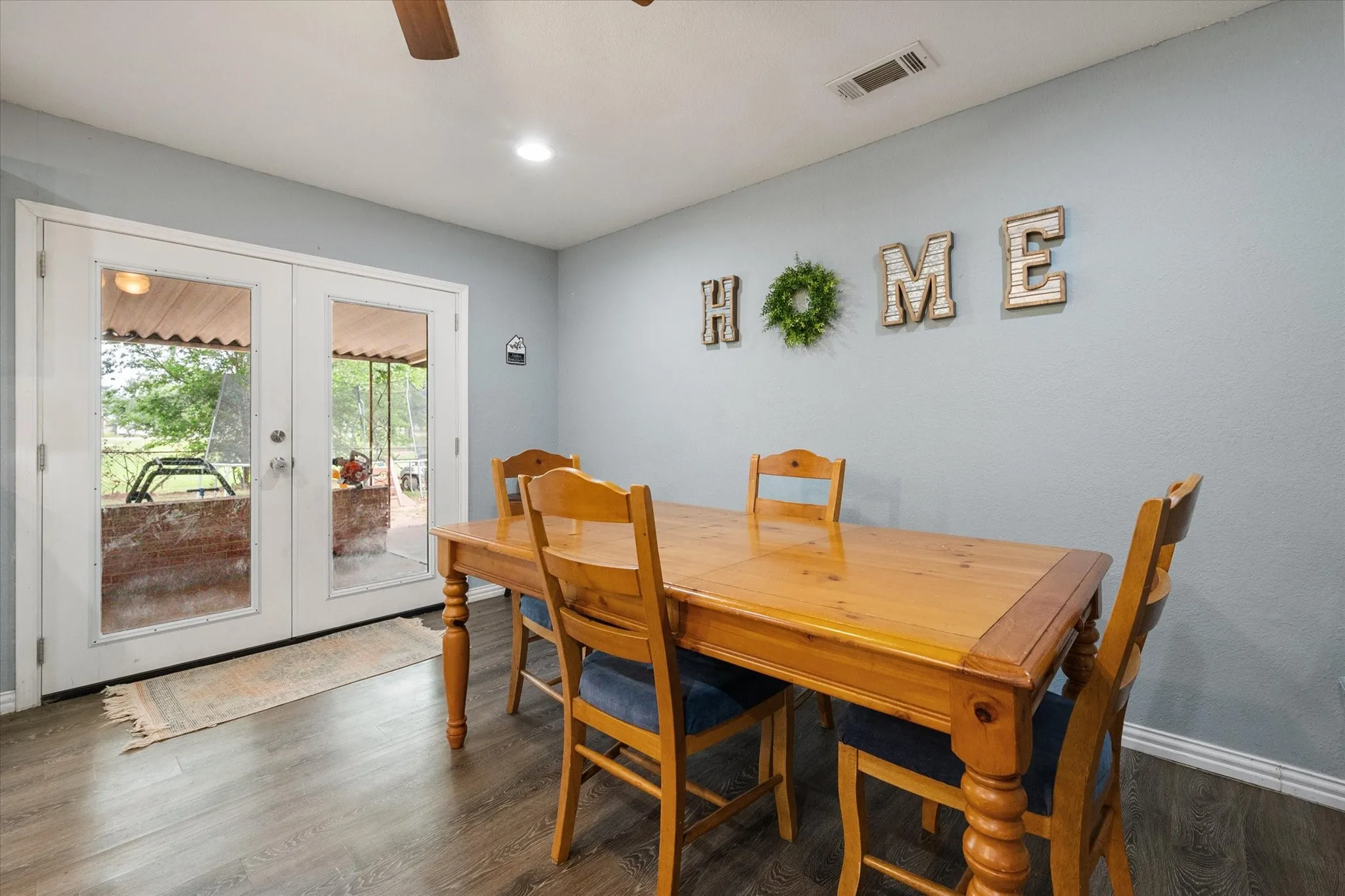 Single Family Residence For Sale in Freestone County , 951 Faircrest Drive, Fairfield, Texas 75840, 3 Bedrooms, 2 Bathrooms, Garage spaces, 2,000 Sqft, built in 1970, Price $255,000, mls#21277097, Real Estate Agent in Fairfield, Homes For Sale in Freestone county, Homes For Sale in Fairfield, Realtor in Fairfield Texas, Real Estate Brokerage Independent Realty Texas, Luminita Cordes Realtor