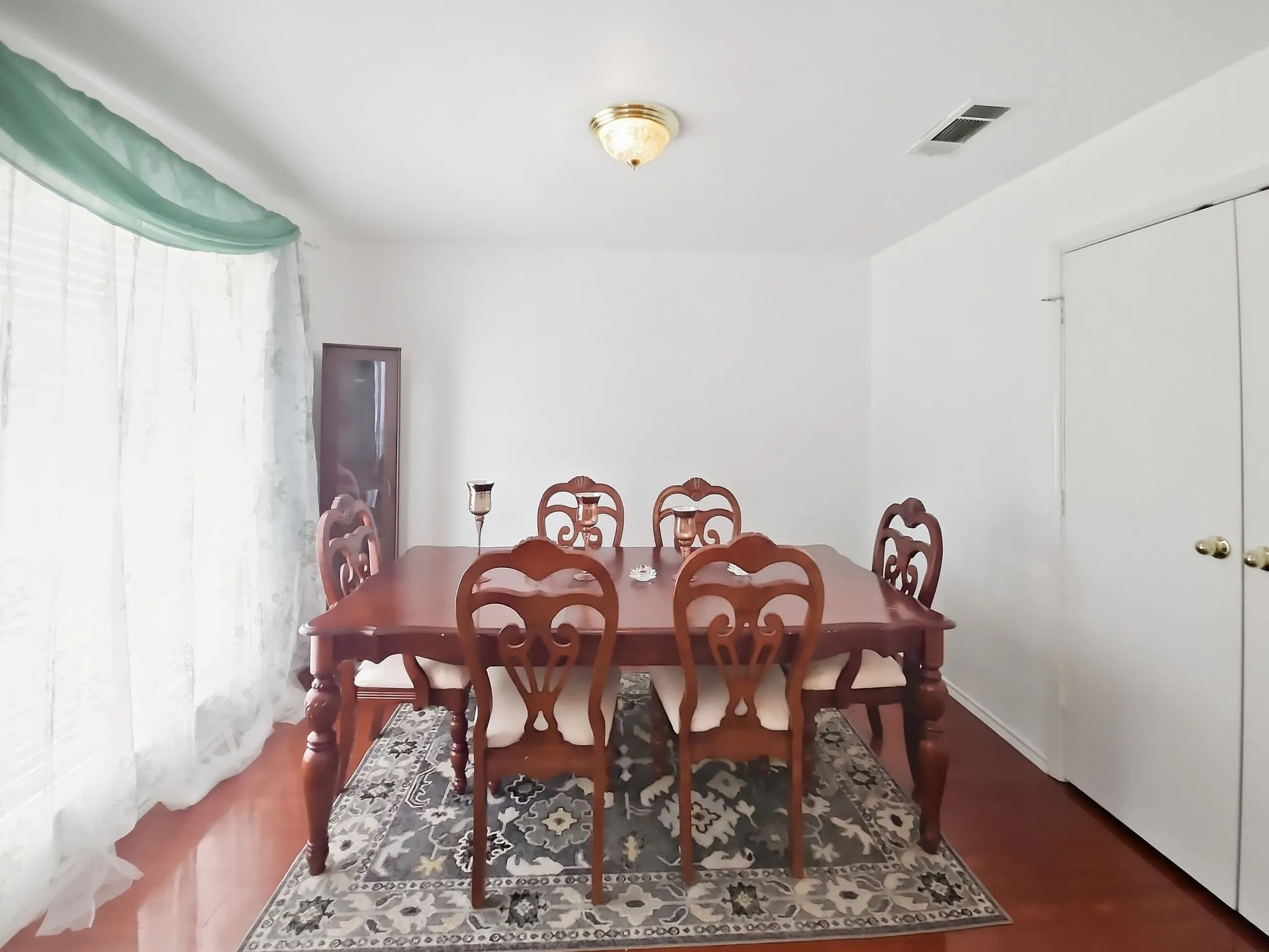 Single Family Residence For Sale in Dallas County , 3309 Welch Lane, Sachse, Texas 75048, 3 Bedroom, 2 Bathroom, 2 Garage spaces, 1,608 Sqft, built in 1998, mls#21276677, Real Estate Agent in Sachse, Homes For Sale in Dallas county, Homes For Sale in Sachse, Realtor in Sachse Texas, Real Estate Brokerage Independent Realty Texas, Luminita Cordes Realtor
