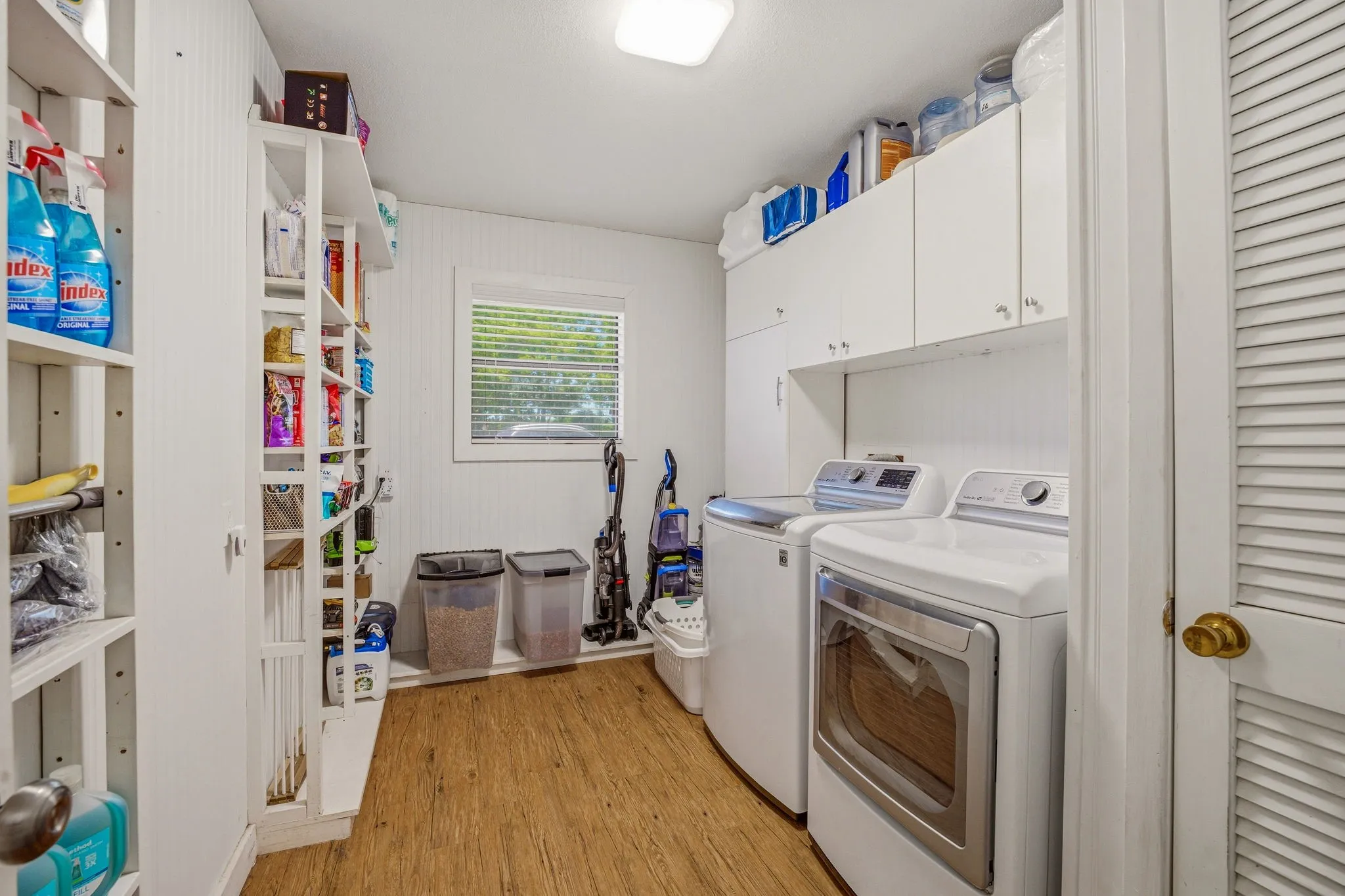 Single Family Residence For Sale in Comanche County , 1105 Indian Creek Drive, Comanche, Texas 76442, 3 Bedroom, 2 Bathroom, 2 Garage spaces, 1,650 Sqft, built in 1981, mls#21275473, Real Estate Agent in Comanche, Homes For Sale in Comanche county, Homes For Sale in Comanche, Realtor in Comanche Texas, Real Estate Brokerage Independent Realty Texas, Luminita Cordes Realtor