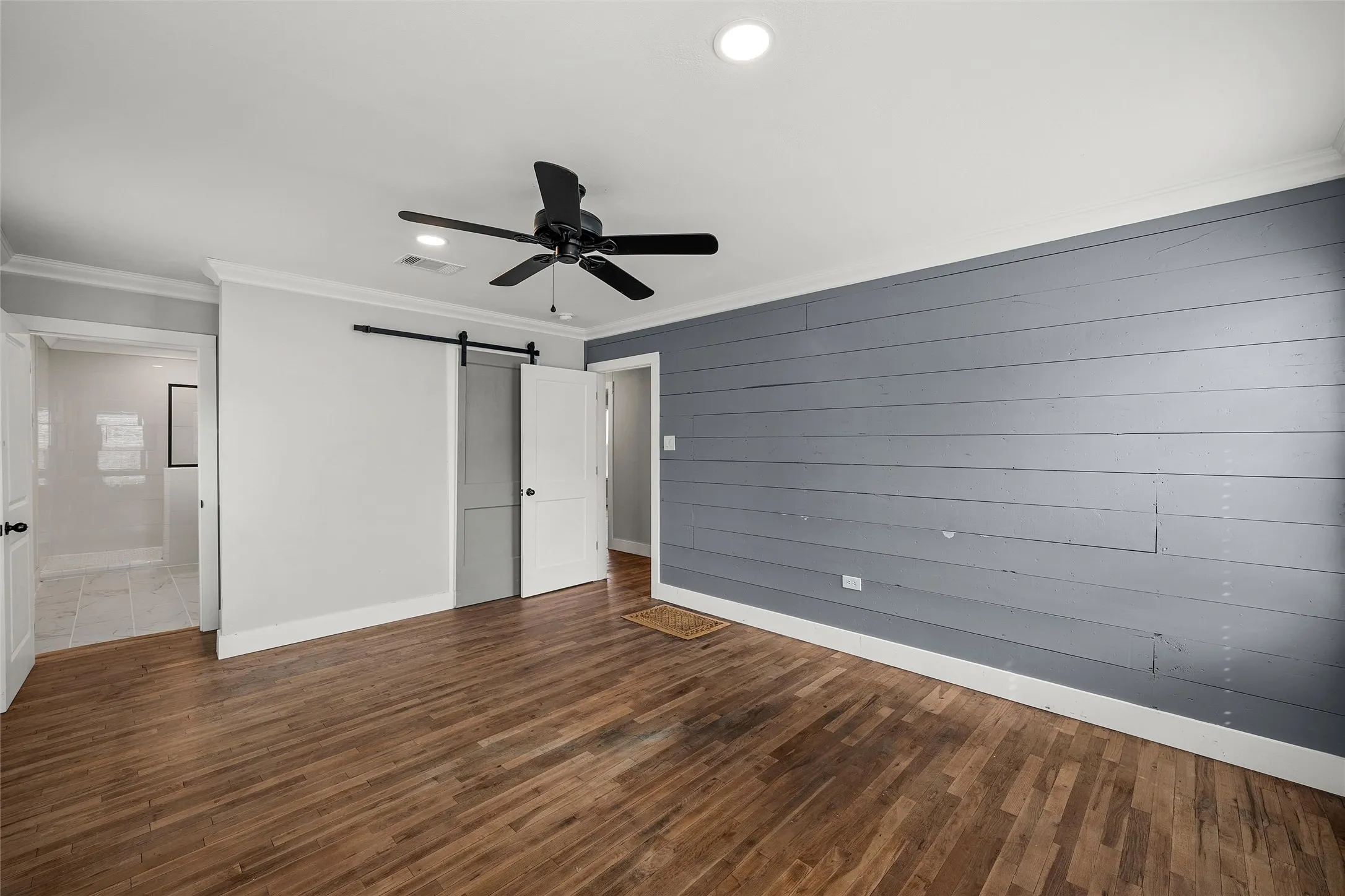 Single Family Residence For Rent in Mc Lennan County , 2704 Herring Avenue, Waco, Texas 76708, 2 Bedroom, 2 Bathroom, Garage spaces, 1,286 Sqft, built in 1939, mls#21277315, Real Estate Agent in Waco, Homes For Rent in Mc Lennan county, Homes For Rent in Waco, Realtor in Waco Texas, Real Estate Brokerage Independent Realty Texas, Luminita Cordes Realtor