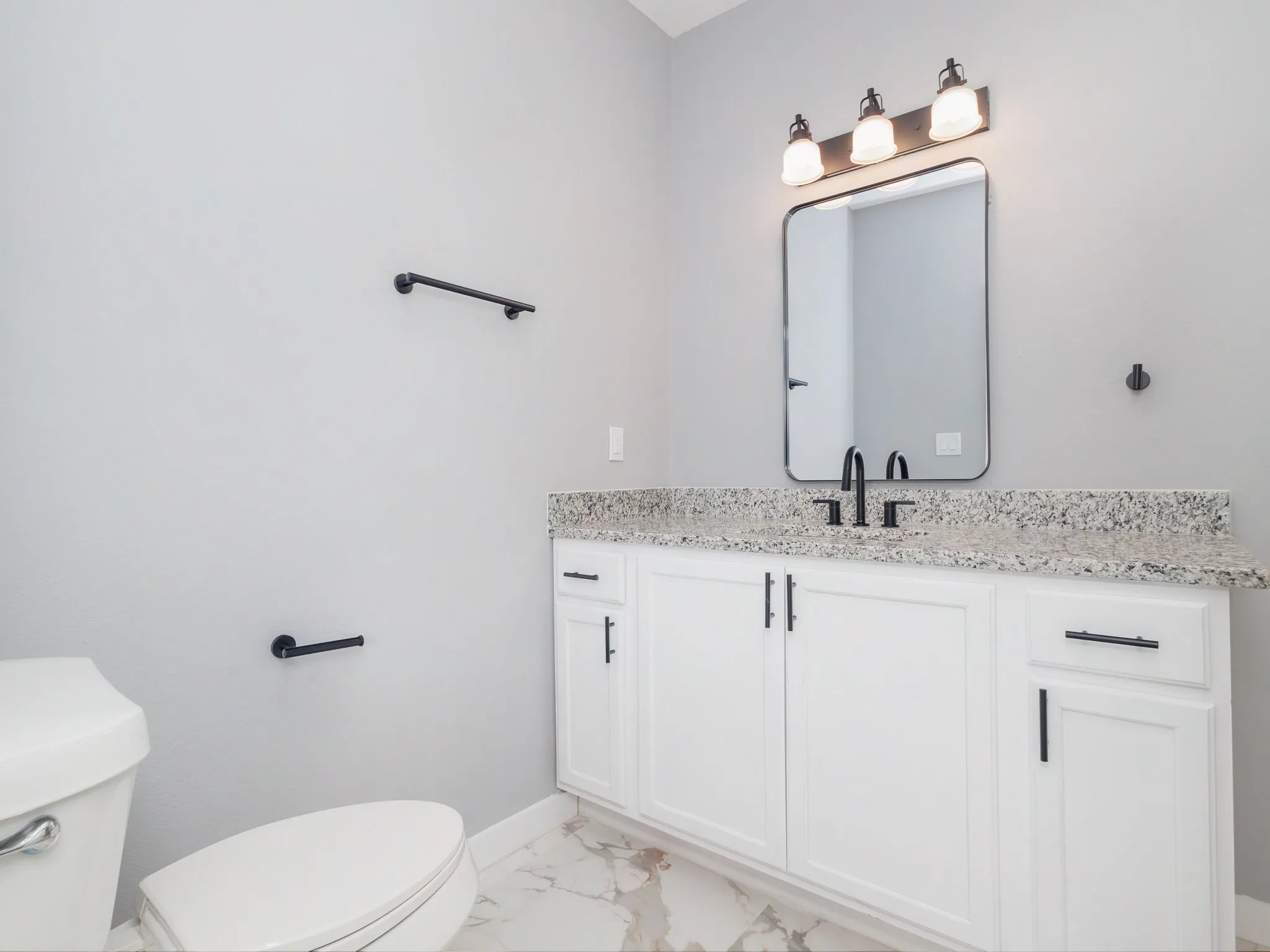 Single Family Residence For Sale in Brown County , 1703 7th Street, Brownwood, Texas 76801, 2 Bedroom, 1 Bathroom, Garage spaces, 1,484 Sqft, built in 0, mls#21276589, Real Estate Agent in Brownwood, Homes For Sale in Brown county, Homes For Sale in Brownwood, Realtor in Brownwood Texas, Real Estate Brokerage Independent Realty Texas, Luminita Cordes Realtor