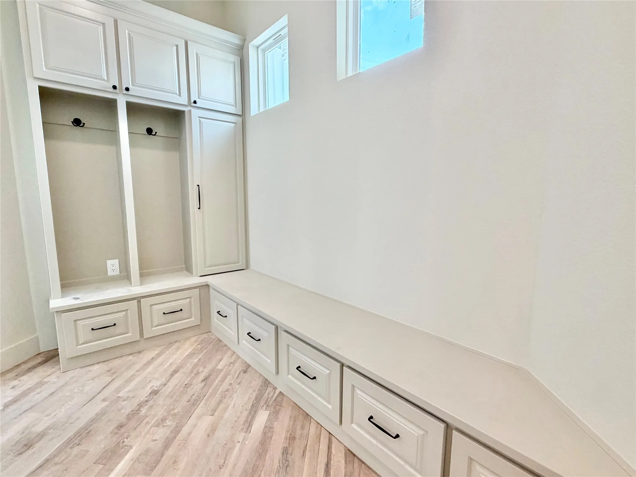 Single Family Residence For Sale in Parker County , 1000 Sabrina Court, Weatherford, Texas 76085, 3 Bedroom, 3 Bathroom, 3 Garage spaces, 1,902 Sqft, built in 2026, mls#21275991, Real Estate Agent in Weatherford, Homes For Sale in Parker county, Homes For Sale in Weatherford, Realtor in Weatherford Texas, Real Estate Brokerage Independent Realty Texas, Luminita Cordes Realtor