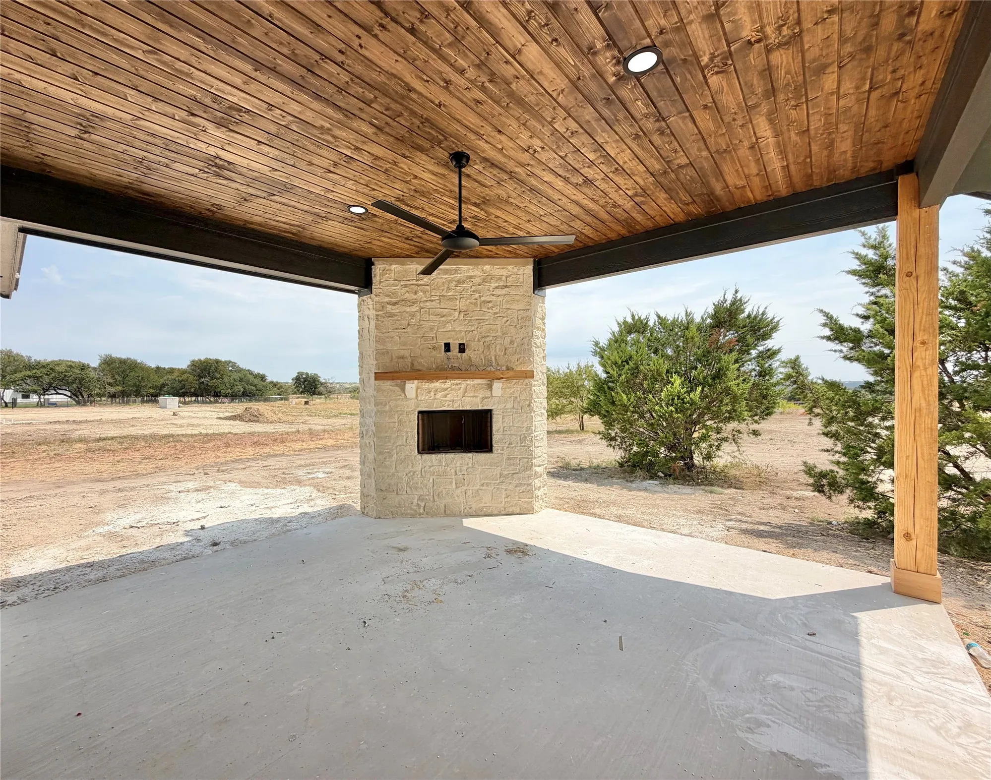 Single Family Residence For Sale in Parker County , 1000 Sabrina Court, Weatherford, Texas 76085, 3 Bedroom, 3 Bathroom, 3 Garage spaces, 1,902 Sqft, built in 2026, mls#21275991, Real Estate Agent in Weatherford, Homes For Sale in Parker county, Homes For Sale in Weatherford, Realtor in Weatherford Texas, Real Estate Brokerage Independent Realty Texas, Luminita Cordes Realtor