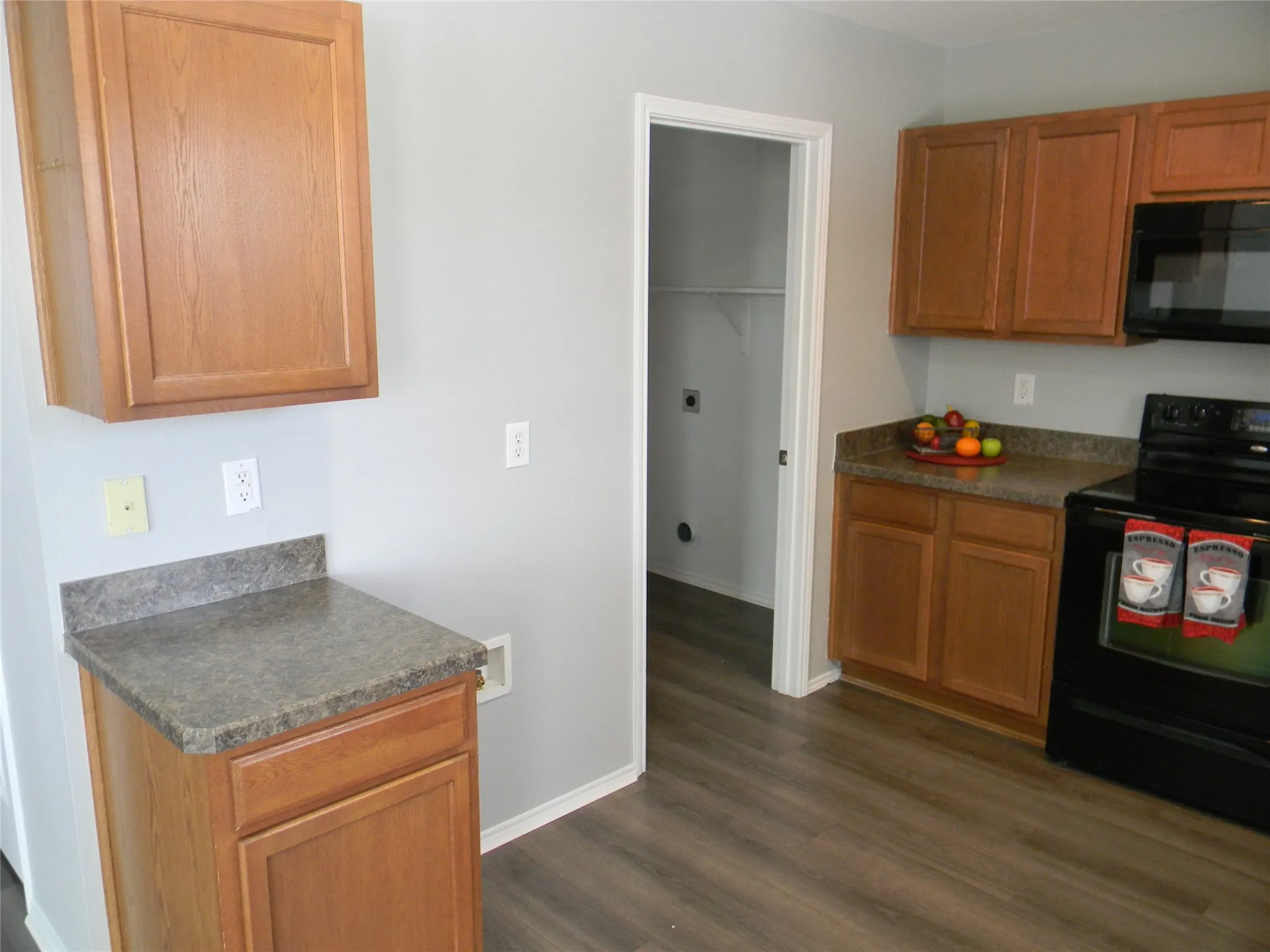 Single Family Residence For Rent in Tarrant County , 4636 Mountain Oak Street, Fort Worth, Texas 76244, 3 Bedroom, 3 Bathroom, 2 Garage spaces, 2,236 Sqft, built in 2007, mls#21277364, Real Estate Agent in Fort Worth, Homes For Rent in Tarrant county, Homes For Rent in Fort Worth, Realtor in Fort Worth Texas, Real Estate Brokerage Independent Realty Texas, Luminita Cordes Realtor