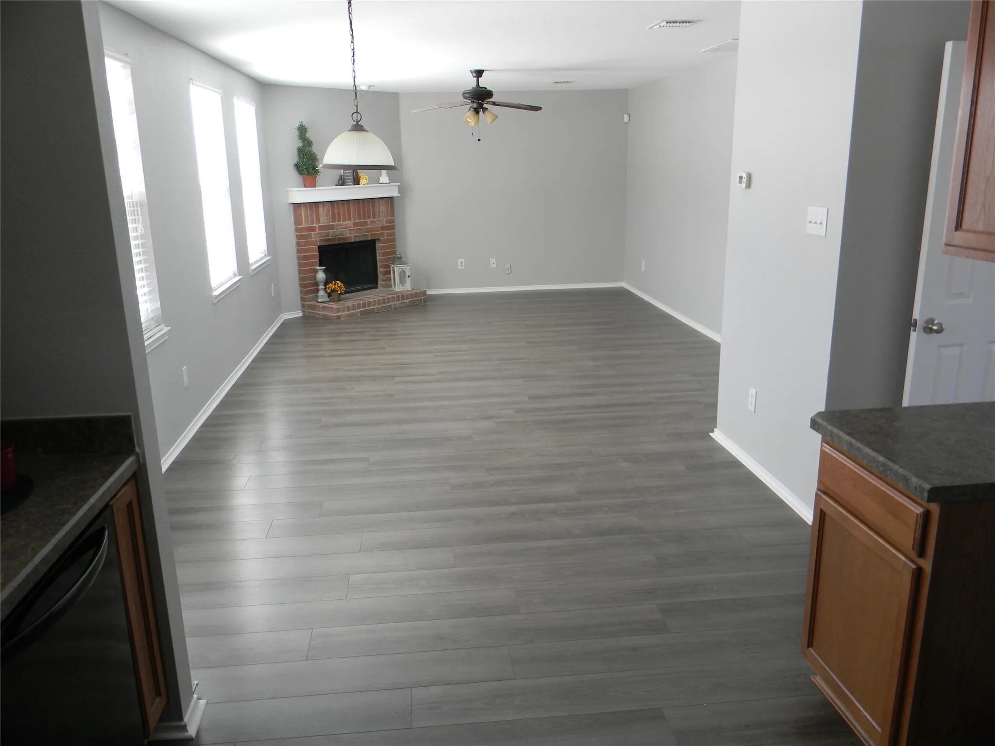 Single Family Residence For Rent in Tarrant County , 4636 Mountain Oak Street, Fort Worth, Texas 76244, 3 Bedroom, 3 Bathroom, 2 Garage spaces, 2,236 Sqft, built in 2007, mls#21277364, Real Estate Agent in Fort Worth, Homes For Rent in Tarrant county, Homes For Rent in Fort Worth, Realtor in Fort Worth Texas, Real Estate Brokerage Independent Realty Texas, Luminita Cordes Realtor