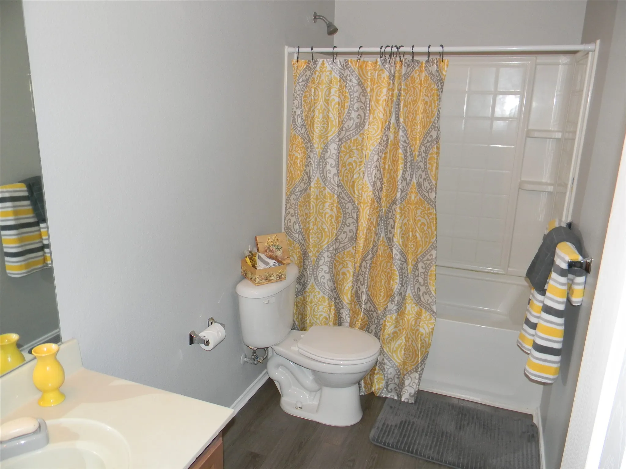 Single Family Residence For Rent in Tarrant County , 4636 Mountain Oak Street, Fort Worth, Texas 76244, 3 Bedroom, 3 Bathroom, 2 Garage spaces, 2,236 Sqft, built in 2007, mls#21277364, Real Estate Agent in Fort Worth, Homes For Rent in Tarrant county, Homes For Rent in Fort Worth, Realtor in Fort Worth Texas, Real Estate Brokerage Independent Realty Texas, Luminita Cordes Realtor