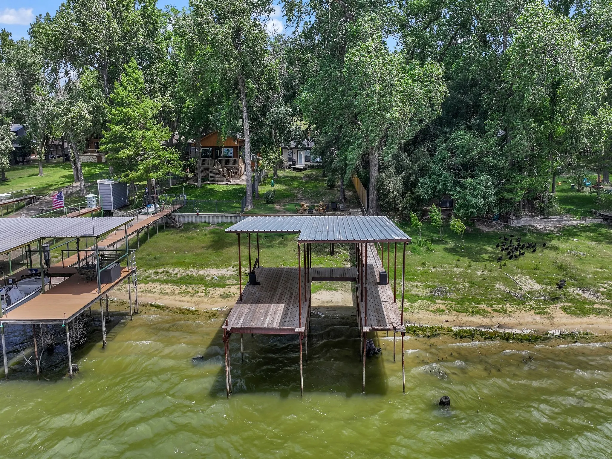 Single Family Residence For Sale in Parker County , 1011 E Lake Drive, Weatherford, Texas 76087, 2 Bedroom, 1 Bathroom, Garage spaces, 820 Sqft, built in 2011, mls#21274359, Real Estate Agent in Weatherford, Homes For Sale in Parker county, Homes For Sale in Weatherford, Realtor in Weatherford Texas, Real Estate Brokerage Independent Realty Texas, Luminita Cordes Realtor