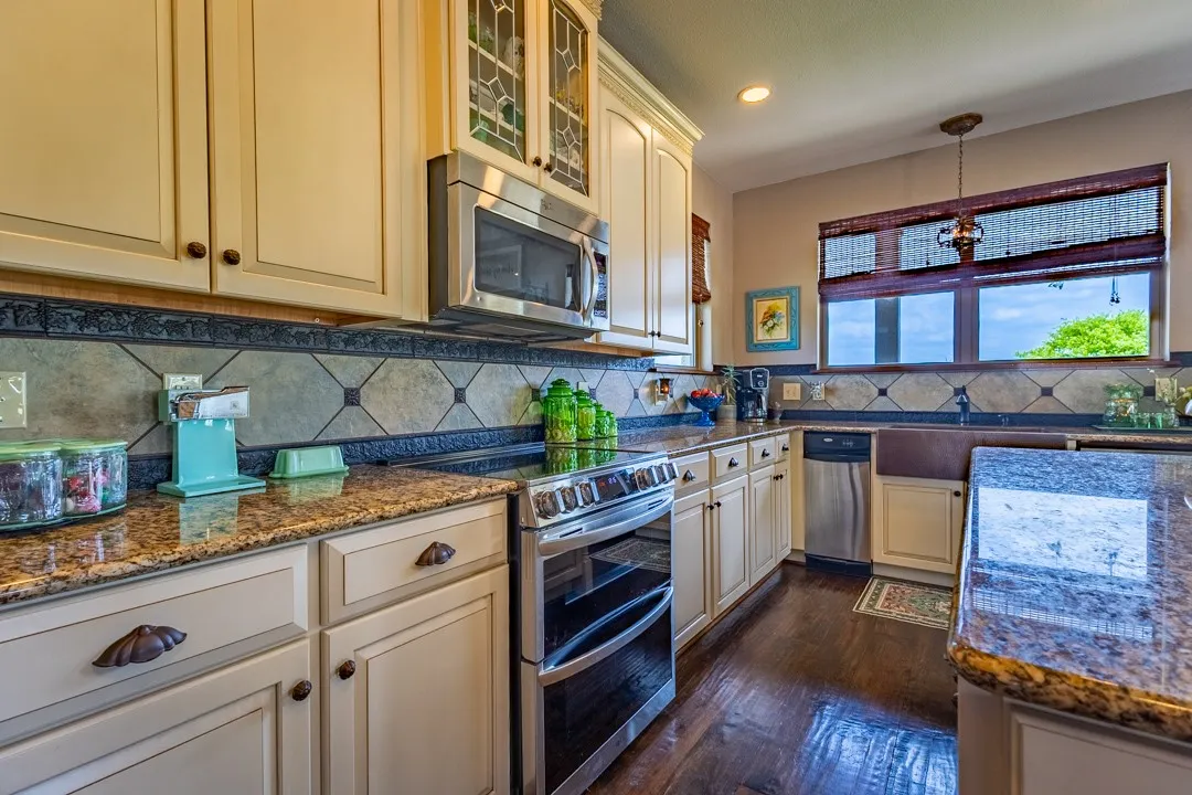 Lots of functional counter space, stainless steel appliances, plenty of storage, and amazing Views!