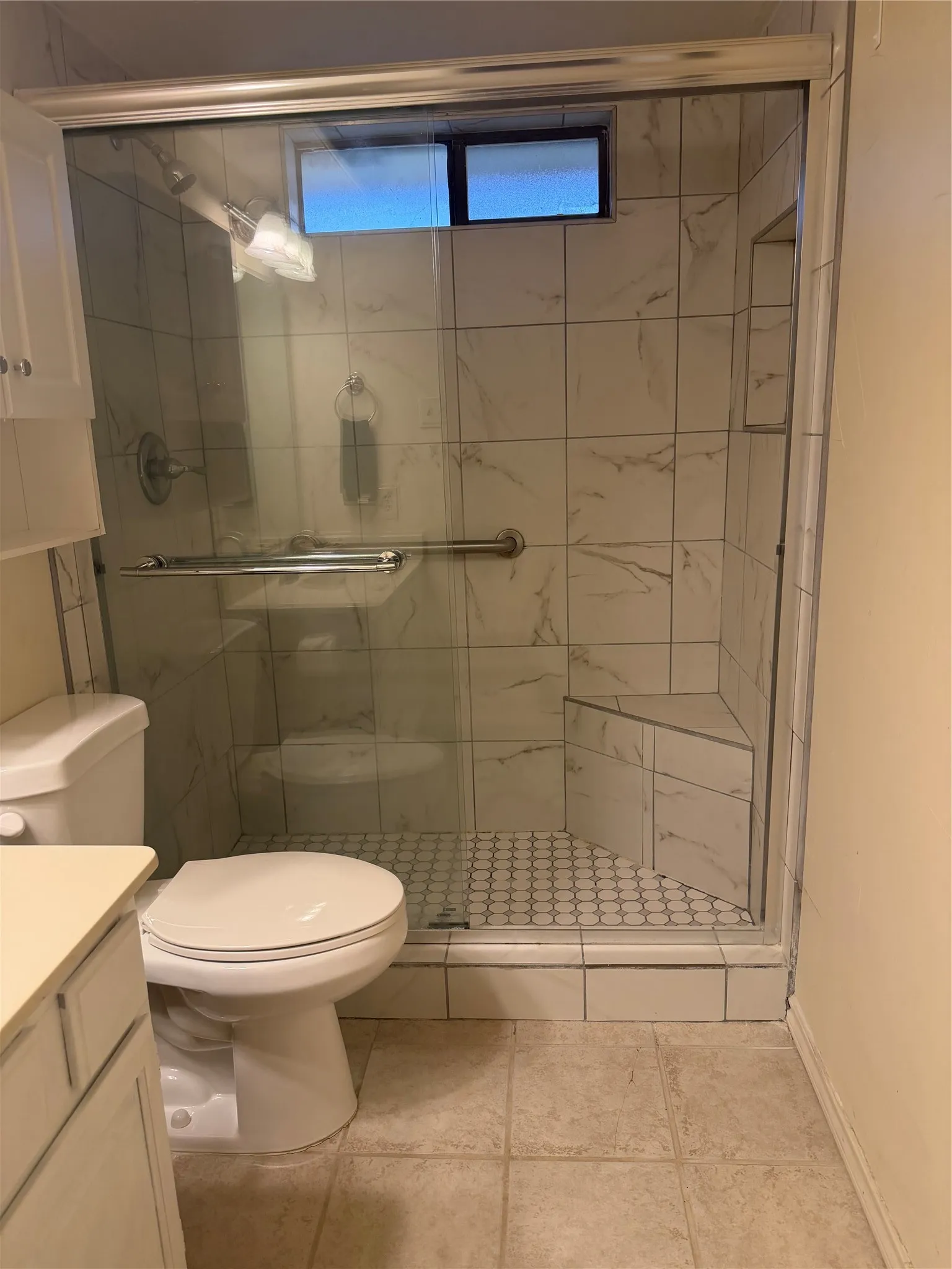 Single Family Residence For Rent in Denton County , 2021 Espinosa Drive, Carrollton, Texas 75010, 3 Bedroom, 2 Bathroom, Garage spaces, 1,450 Sqft, built in 1985, mls#21277261, Real Estate Agent in Carrollton, Homes For Rent in Denton county, Homes For Rent in Carrollton, Realtor in Carrollton Texas, Real Estate Brokerage Independent Realty Texas, Luminita Cordes Realtor