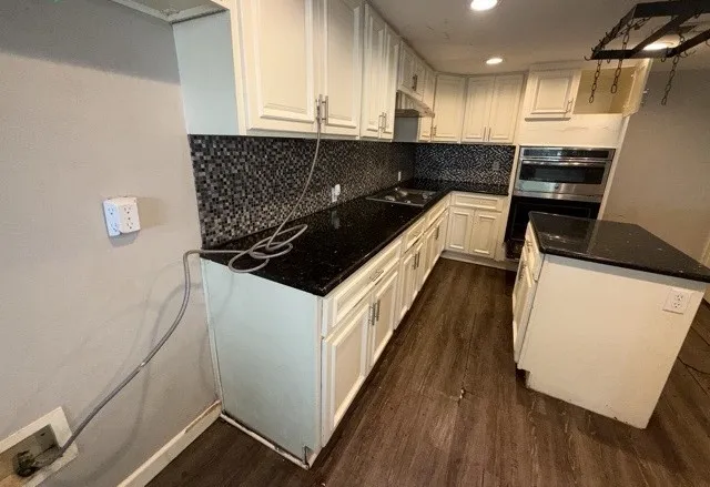 Single Family Residence For Sale in Hopkins County , 320 Highland Drive, Sulphur Springs, Texas 75482, 4 Bedroom, 3 Bathroom, Garage spaces, 2,939 Sqft, built in 1964, mls#21273713, Real Estate Agent in Sulphur Springs, Homes For Sale in Hopkins county, Homes For Sale in Sulphur Springs, Realtor in Sulphur Springs Texas, Real Estate Brokerage Independent Realty Texas, Luminita Cordes Realtor