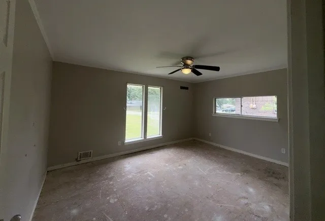 Single Family Residence For Sale in Hopkins County , 320 Highland Drive, Sulphur Springs, Texas 75482, 4 Bedroom, 3 Bathroom, Garage spaces, 2,939 Sqft, built in 1964, mls#21273713, Real Estate Agent in Sulphur Springs, Homes For Sale in Hopkins county, Homes For Sale in Sulphur Springs, Realtor in Sulphur Springs Texas, Real Estate Brokerage Independent Realty Texas, Luminita Cordes Realtor