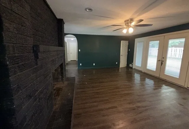 Single Family Residence For Sale in Hopkins County , 320 Highland Drive, Sulphur Springs, Texas 75482, 4 Bedroom, 3 Bathroom, Garage spaces, 2,939 Sqft, built in 1964, mls#21273713, Real Estate Agent in Sulphur Springs, Homes For Sale in Hopkins county, Homes For Sale in Sulphur Springs, Realtor in Sulphur Springs Texas, Real Estate Brokerage Independent Realty Texas, Luminita Cordes Realtor