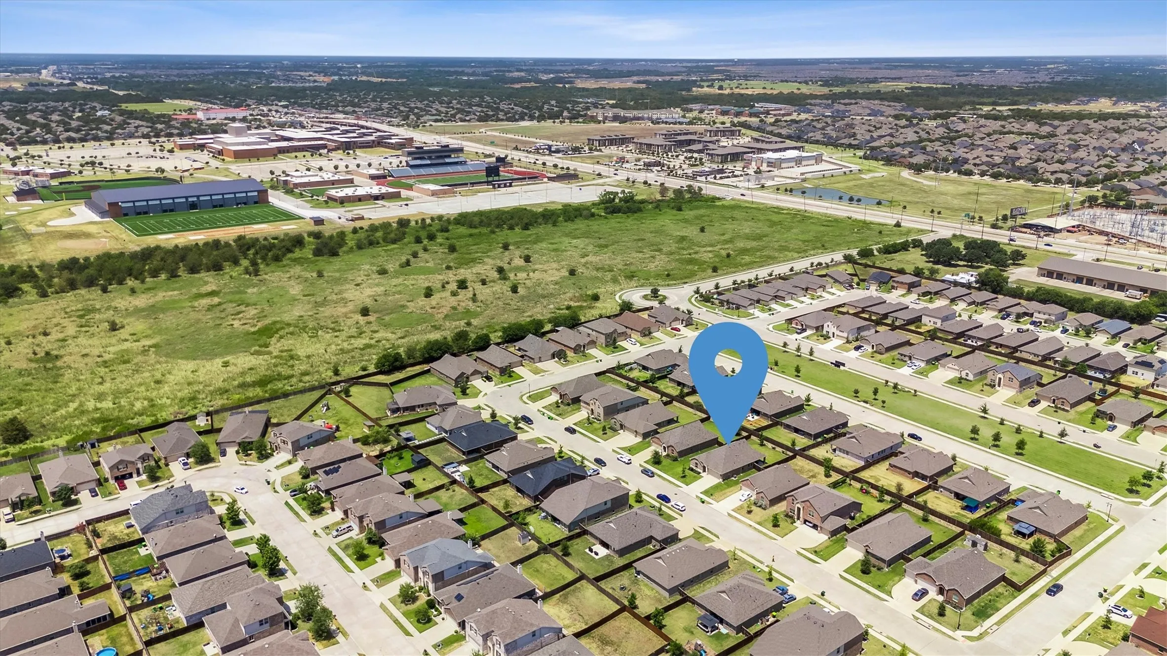 Single Family Residence For Sale in Denton County , 3021 Riddler Way, Little Elm, Texas 75068, 4 Bedroom, 2 Bathroom, 2 Garage spaces, 2,010 Sqft, built in 2022, mls#21271329, Real Estate Agent in Little Elm, Homes For Sale in Denton county, Homes For Sale in Little Elm, Realtor in Little Elm Texas, Real Estate Brokerage Independent Realty Texas, Luminita Cordes Realtor