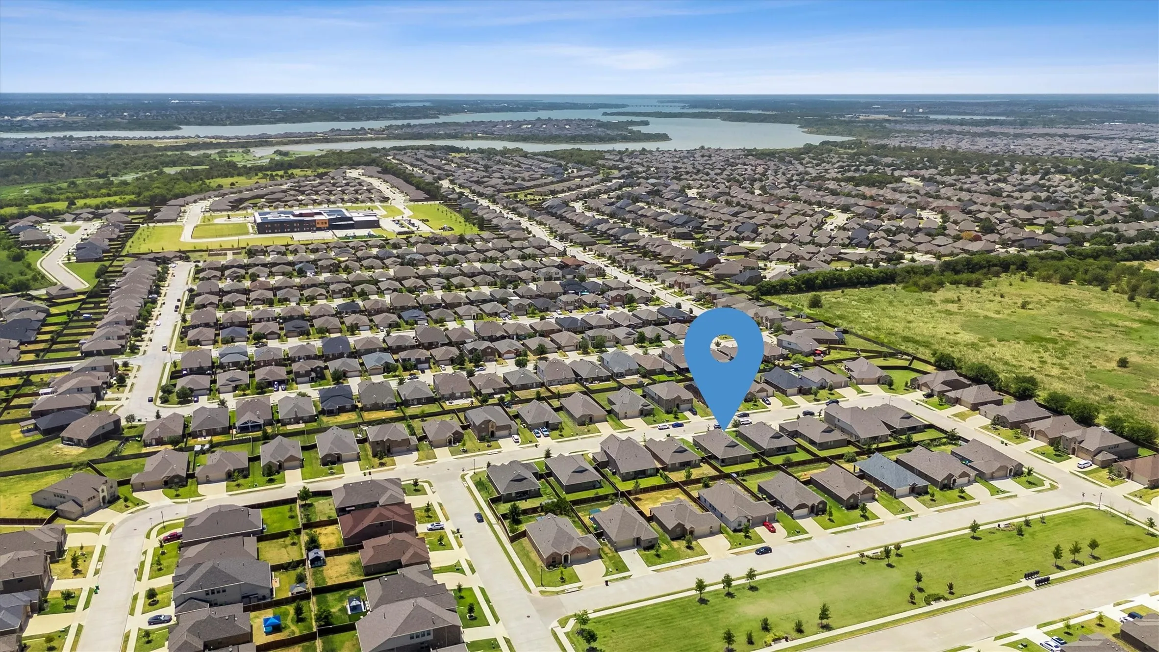Single Family Residence For Sale in Denton County , 3021 Riddler Way, Little Elm, Texas 75068, 4 Bedroom, 2 Bathroom, 2 Garage spaces, 2,010 Sqft, built in 2022, mls#21271329, Real Estate Agent in Little Elm, Homes For Sale in Denton county, Homes For Sale in Little Elm, Realtor in Little Elm Texas, Real Estate Brokerage Independent Realty Texas, Luminita Cordes Realtor
