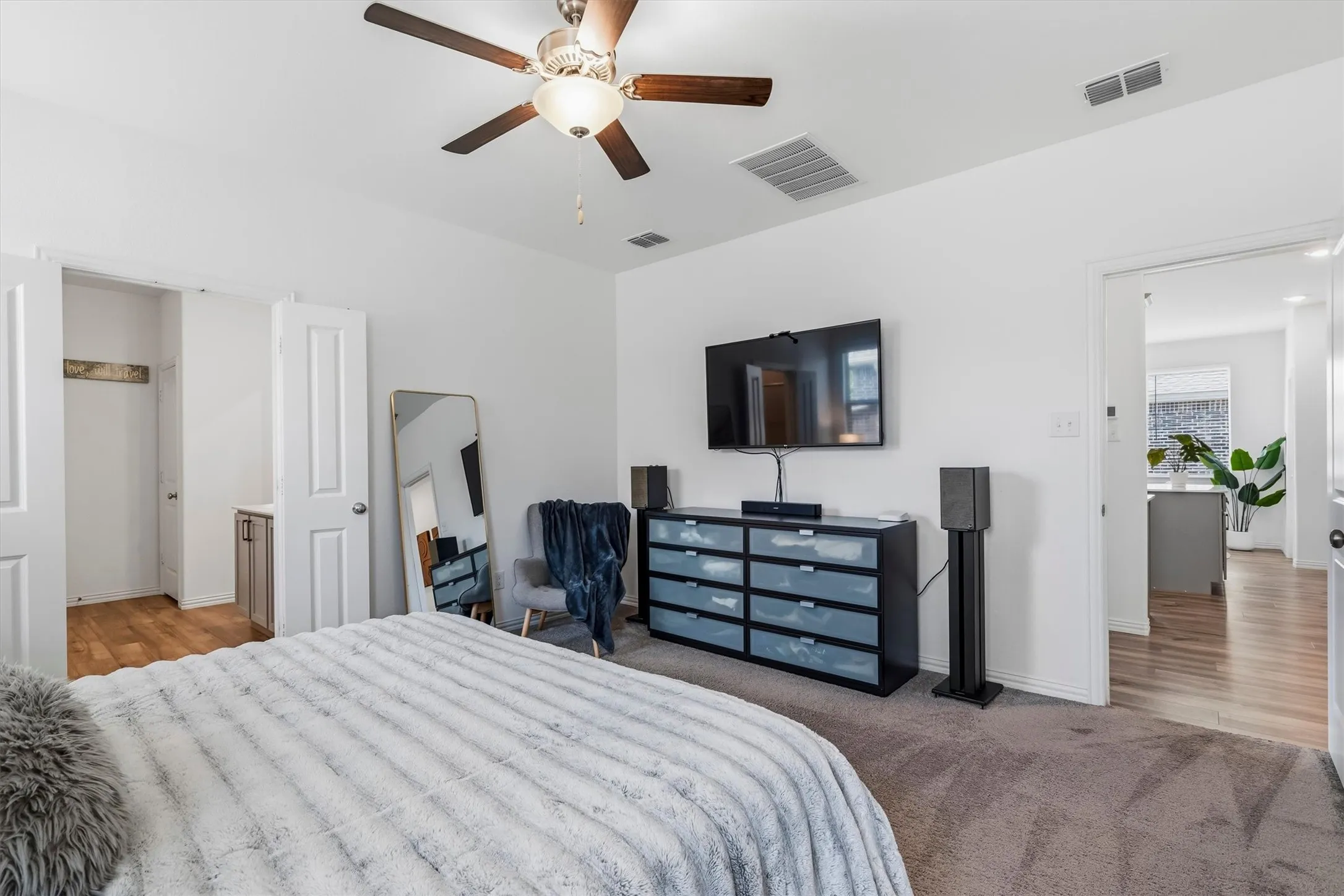 Single Family Residence For Sale in Denton County , 3021 Riddler Way, Little Elm, Texas 75068, 4 Bedroom, 2 Bathroom, 2 Garage spaces, 2,010 Sqft, built in 2022, mls#21271329, Real Estate Agent in Little Elm, Homes For Sale in Denton county, Homes For Sale in Little Elm, Realtor in Little Elm Texas, Real Estate Brokerage Independent Realty Texas, Luminita Cordes Realtor