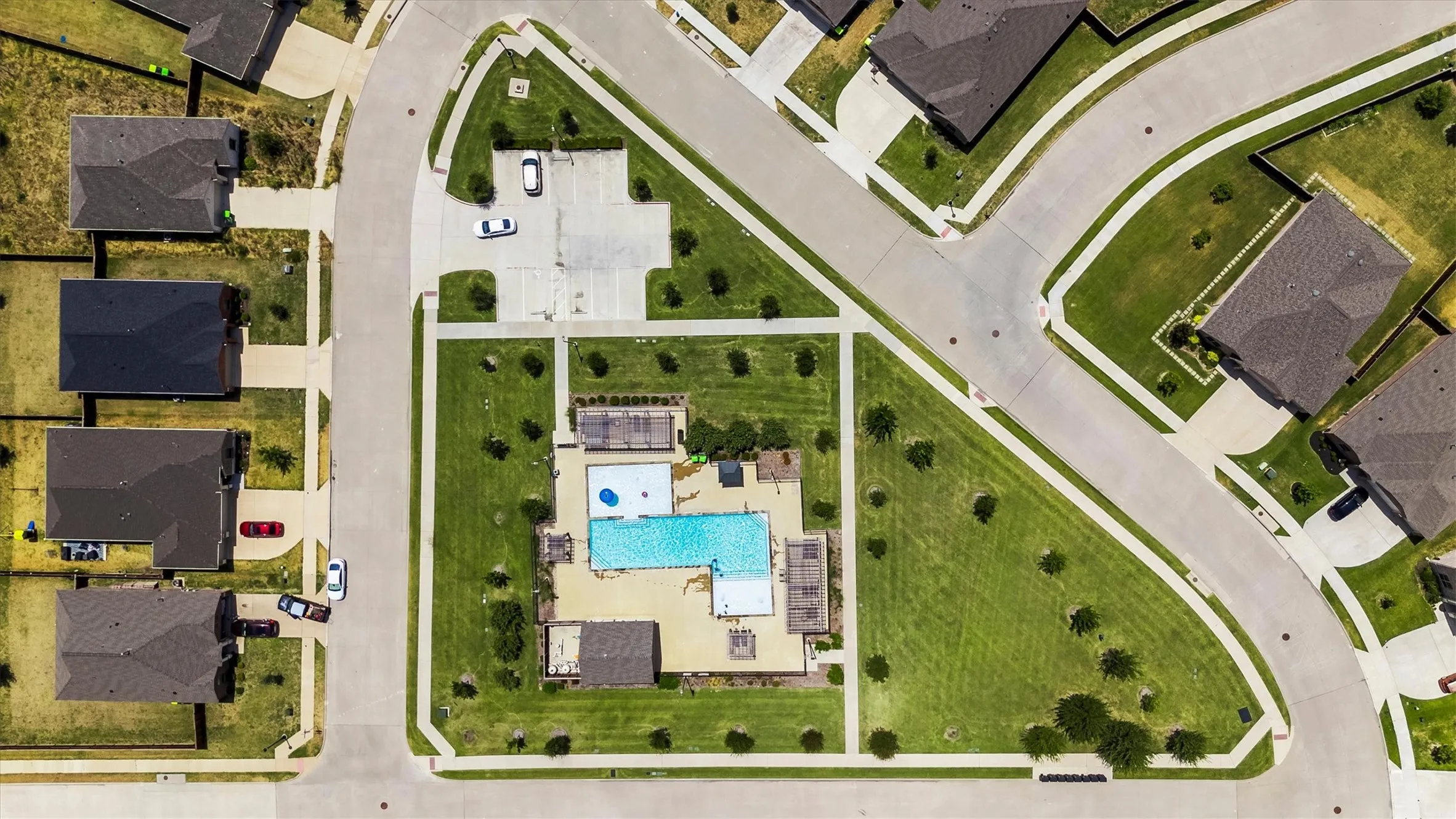 Single Family Residence For Sale in Denton County , 3021 Riddler Way, Little Elm, Texas 75068, 4 Bedroom, 2 Bathroom, 2 Garage spaces, 2,010 Sqft, built in 2022, mls#21271329, Real Estate Agent in Little Elm, Homes For Sale in Denton county, Homes For Sale in Little Elm, Realtor in Little Elm Texas, Real Estate Brokerage Independent Realty Texas, Luminita Cordes Realtor