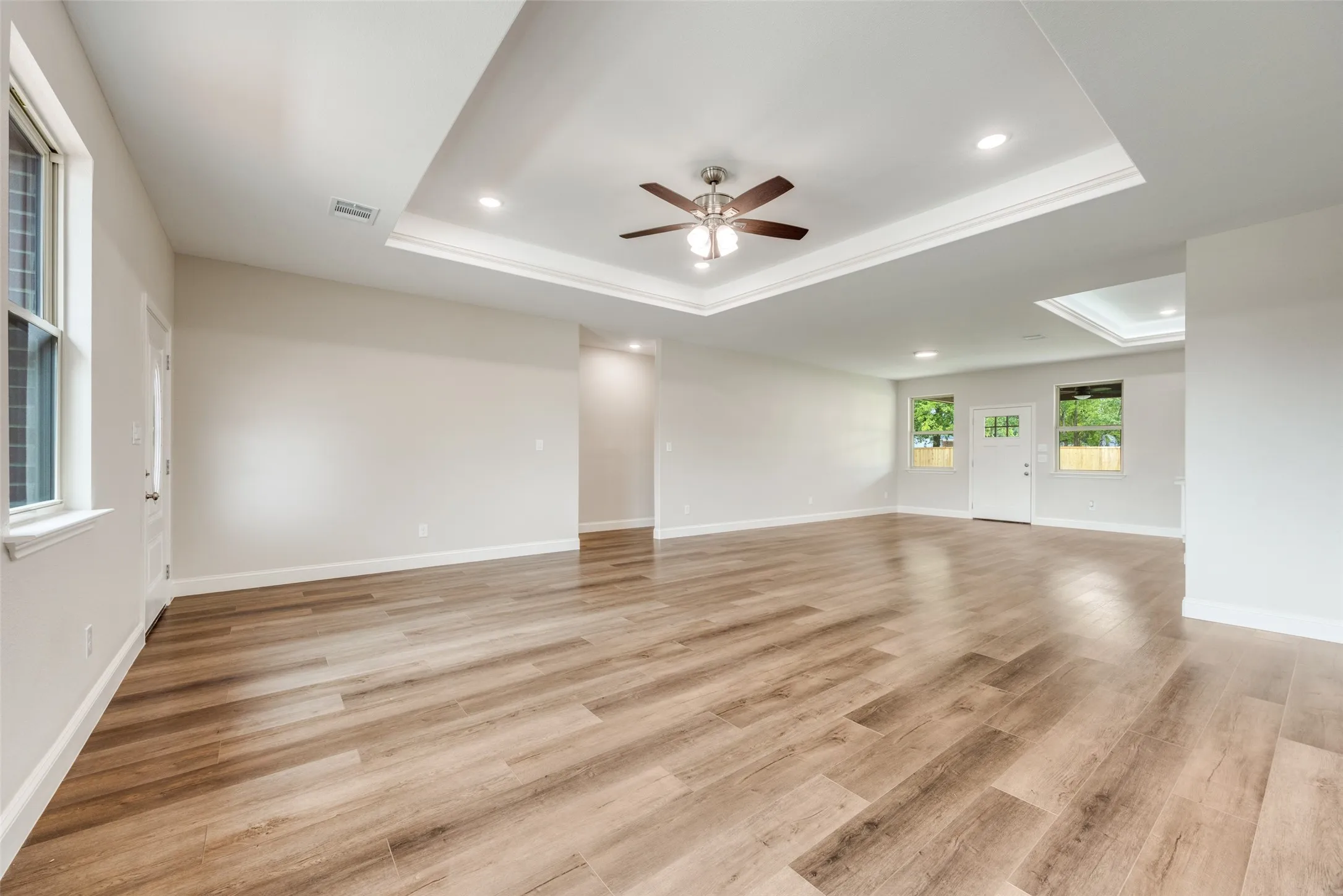 Single Family Residence For Sale in Hunt County , 1704 Kings Lane, Commerce, Texas 75428, 4 Bedrooms, 3 Bathrooms, 2 Garage spaces, 2,388 Sqft, built in 2025, Price $420,500, mls#21277414, Real Estate Agent in Commerce, Homes For Sale in Hunt county, Homes For Sale in Commerce, Realtor in Commerce Texas, Real Estate Brokerage Independent Realty Texas, Luminita Cordes Realtor