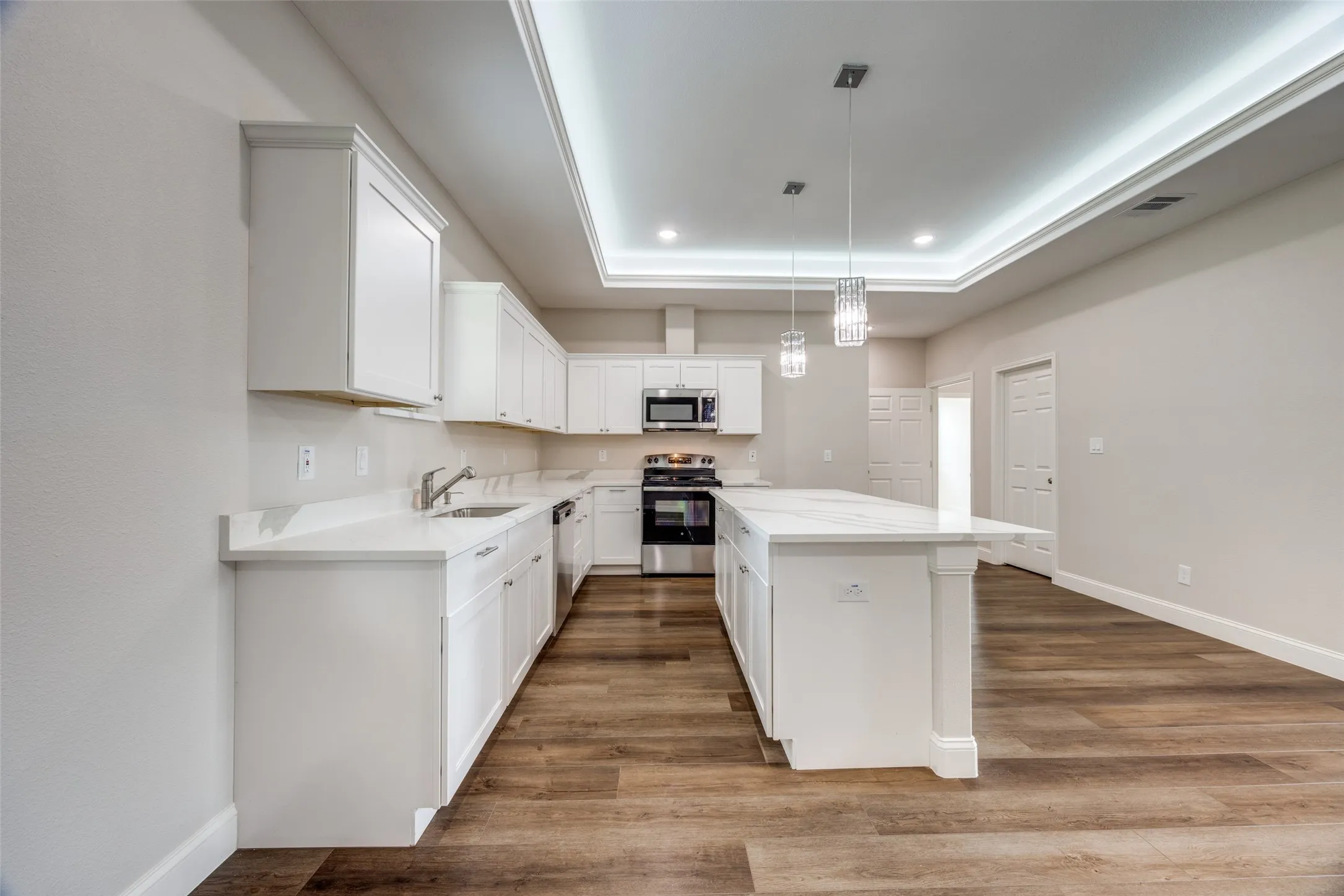 Single Family Residence For Sale in Hunt County , 1704 Kings Lane, Commerce, Texas 75428, 4 Bedrooms, 3 Bathrooms, 2 Garage spaces, 2,388 Sqft, built in 2025, Price $420,500, mls#21277414, Real Estate Agent in Commerce, Homes For Sale in Hunt county, Homes For Sale in Commerce, Realtor in Commerce Texas, Real Estate Brokerage Independent Realty Texas, Luminita Cordes Realtor