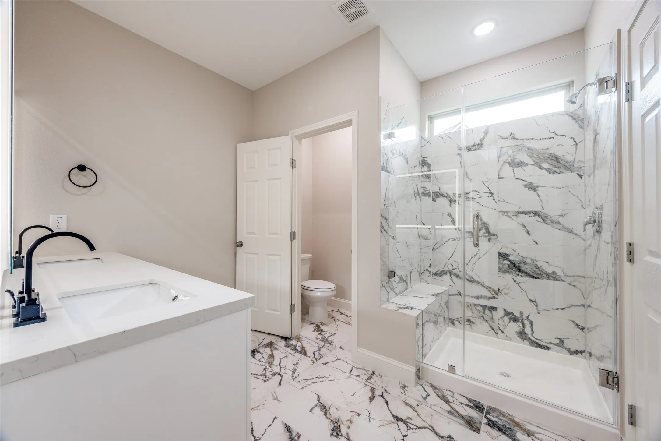 Single Family Residence For Sale in Hunt County , 1704 Kings Lane, Commerce, Texas 75428, 4 Bedrooms, 3 Bathrooms, 2 Garage spaces, 2,388 Sqft, built in 2025, Price $420,500, mls#21277414, Real Estate Agent in Commerce, Homes For Sale in Hunt county, Homes For Sale in Commerce, Realtor in Commerce Texas, Real Estate Brokerage Independent Realty Texas, Luminita Cordes Realtor