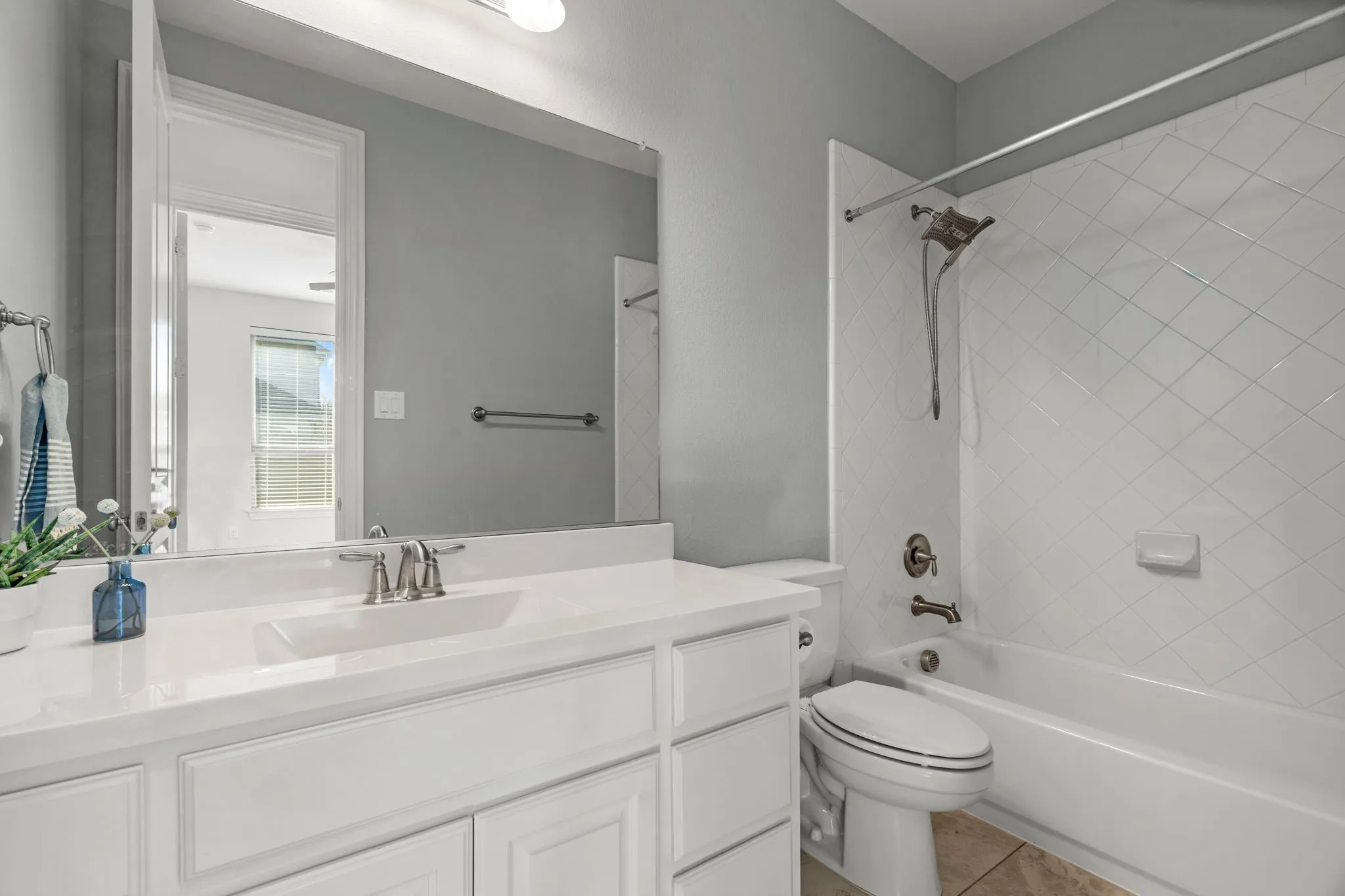 Secondary bathroom on first floor.