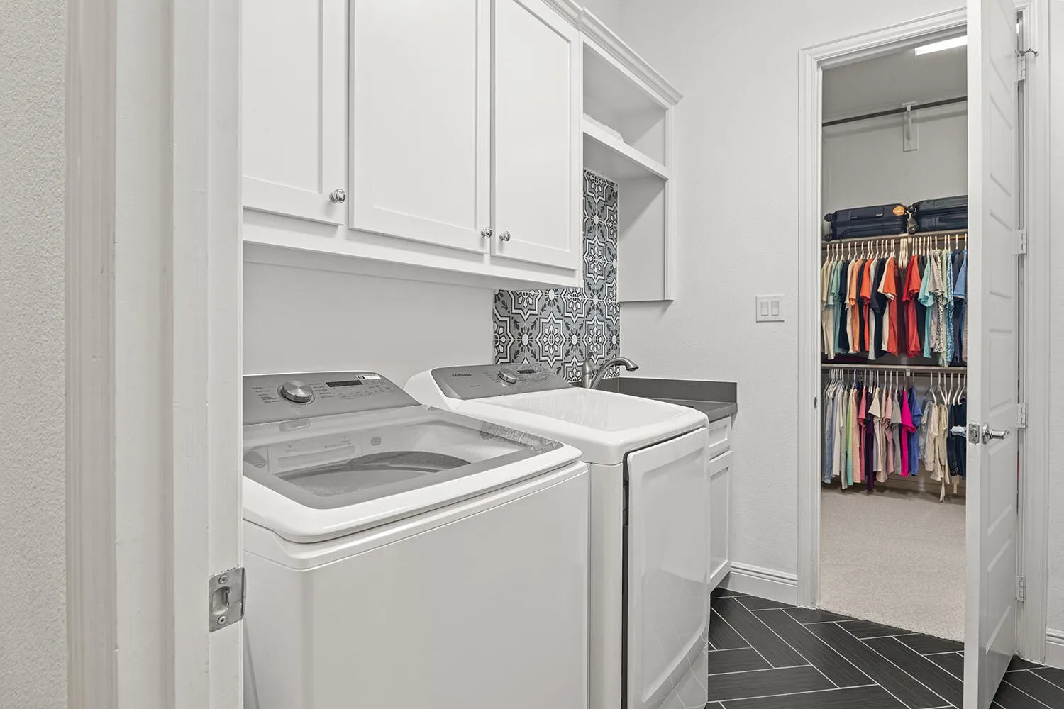 Single Family Residence For Sale in Collin County , 3521 Newport Drive, Prosper, Texas 75078, 4 Bedroom, 5 Bathroom, 3 Garage spaces, 4,034 Sqft, built in 2017, mls#21277448, Real Estate Agent in Prosper, Homes For Sale in Collin county, Homes For Sale in Prosper, Realtor in Prosper Texas, Real Estate Brokerage Independent Realty Texas, Luminita Cordes Realtor