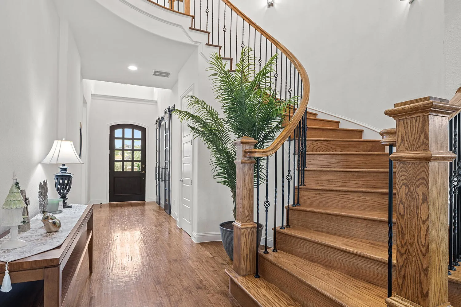 Single Family Residence For Sale in Collin County , 3521 Newport Drive, Prosper, Texas 75078, 4 Bedroom, 5 Bathroom, 3 Garage spaces, 4,034 Sqft, built in 2017, mls#21277448, Real Estate Agent in Prosper, Homes For Sale in Collin county, Homes For Sale in Prosper, Realtor in Prosper Texas, Real Estate Brokerage Independent Realty Texas, Luminita Cordes Realtor