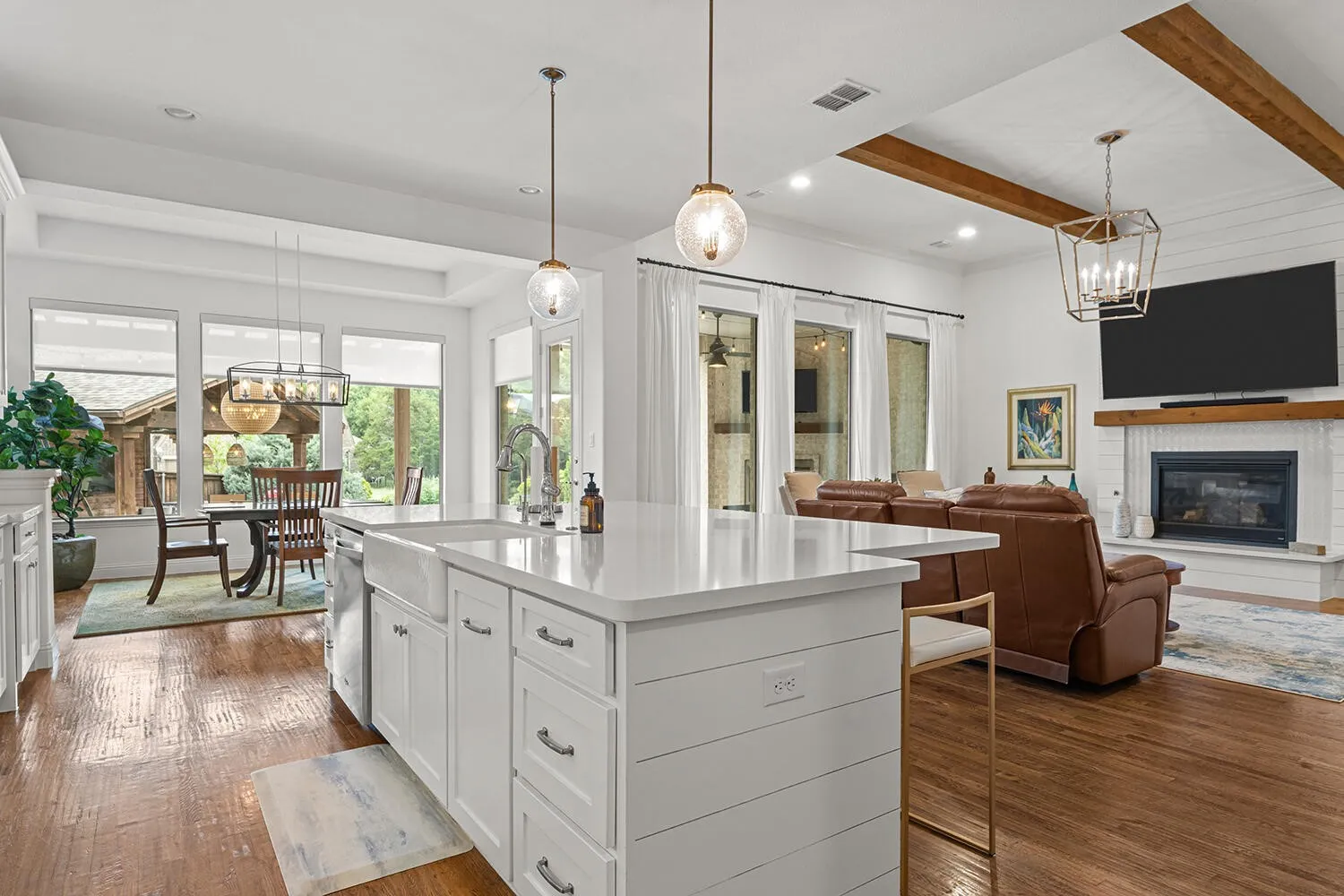 Single Family Residence For Sale in Collin County , 3521 Newport Drive, Prosper, Texas 75078, 4 Bedroom, 5 Bathroom, 3 Garage spaces, 4,034 Sqft, built in 2017, mls#21277448, Real Estate Agent in Prosper, Homes For Sale in Collin county, Homes For Sale in Prosper, Realtor in Prosper Texas, Real Estate Brokerage Independent Realty Texas, Luminita Cordes Realtor