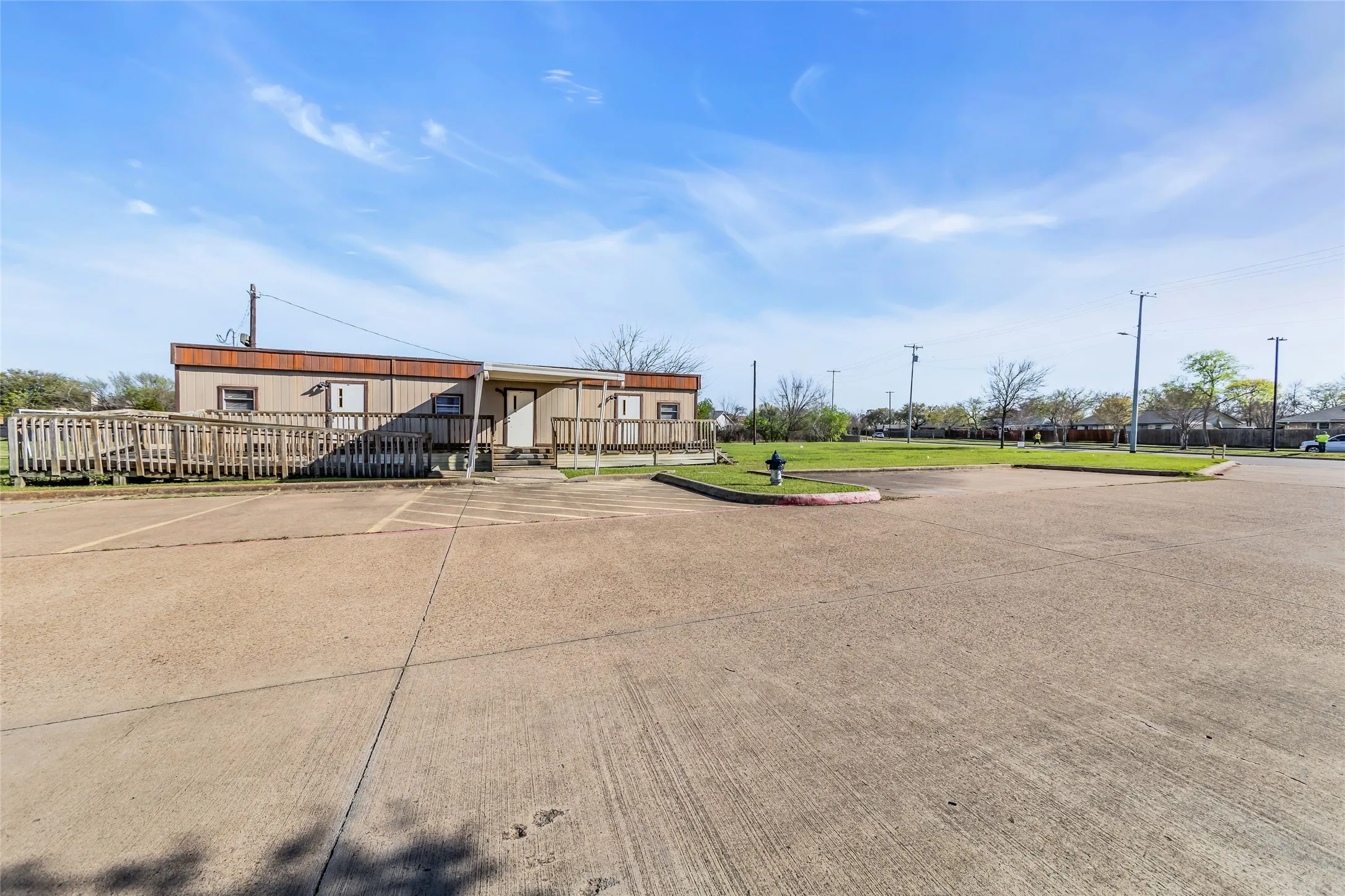 Unimproved Land For Sale in Dallas County , 5134 Northwest Highway, Garland, Texas 75043, 0, 0, Garage spaces, 0 Sqft, built in 0, Price $695,000, mls#21277411, Real Estate Agent in Garland, Homes For Sale in Dallas county, Homes For Sale in Garland, Realtor in Garland Texas, Real Estate Brokerage Independent Realty Texas, Luminita Cordes Realtor