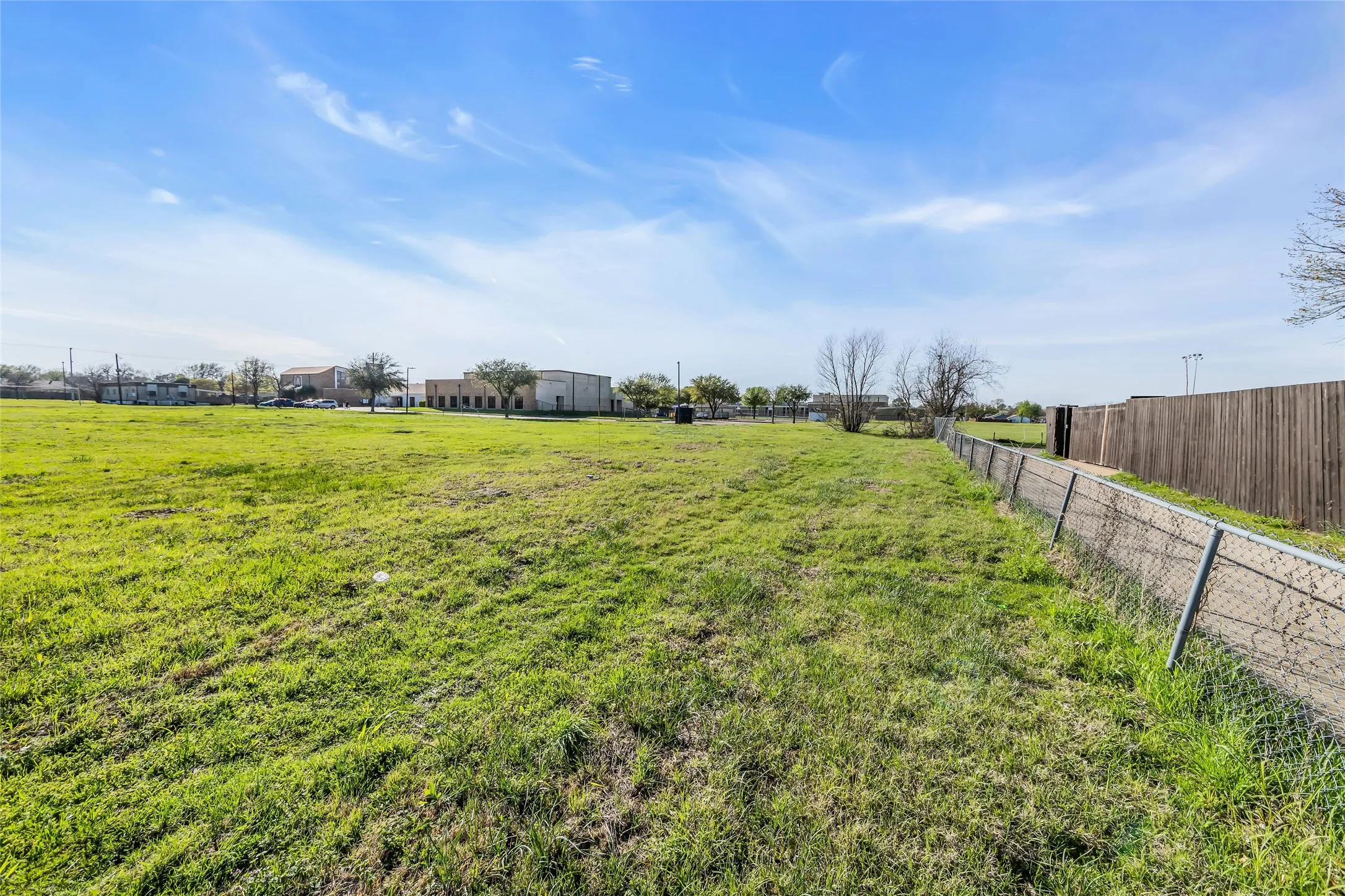 Unimproved Land For Sale in Dallas County , 5134 Northwest Highway, Garland, Texas 75043, 0, 0, Garage spaces, 0 Sqft, built in 0, Price $695,000, mls#21277411, Real Estate Agent in Garland, Homes For Sale in Dallas county, Homes For Sale in Garland, Realtor in Garland Texas, Real Estate Brokerage Independent Realty Texas, Luminita Cordes Realtor