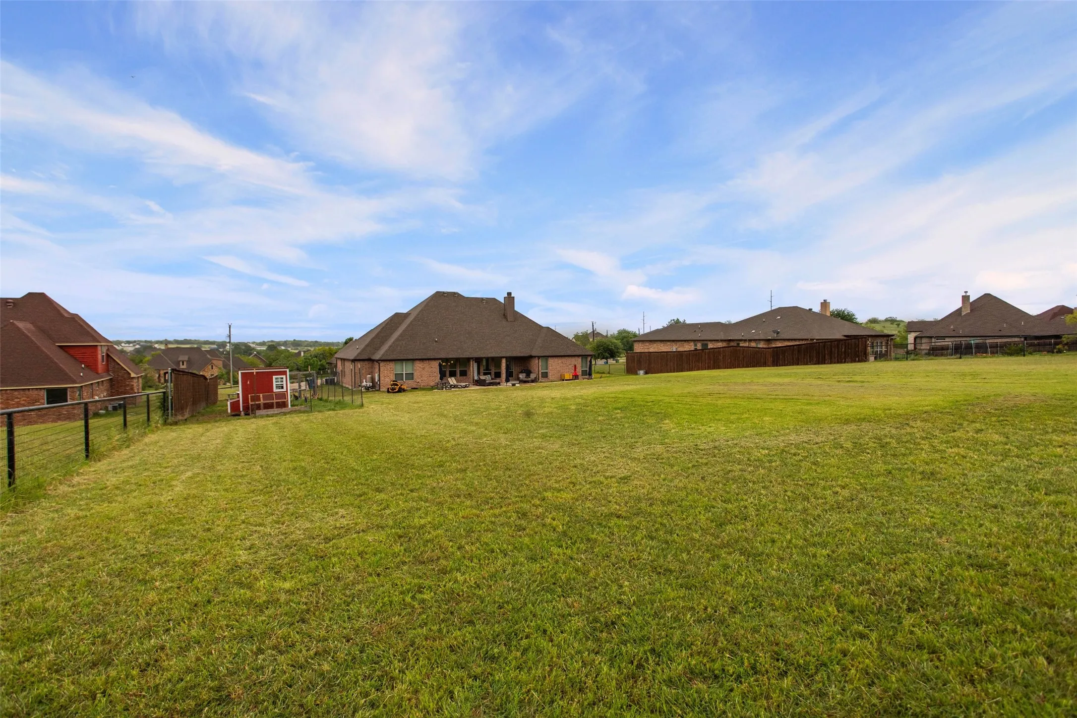 Single Family Residence For Sale in Parker County , 258 Scenic View Drive, Aledo, Texas 76008, 4 Bedroom, 4 Bathroom, 3 Garage spaces, 3,363 Sqft, built in 2014, Price $699,500, mls#21277442, Real Estate Agent in Aledo, Homes For Sale in Parker county, Homes For Sale in Aledo, Realtor in Aledo Texas, Real Estate Brokerage Independent Realty Texas, Luminita Cordes Realtor