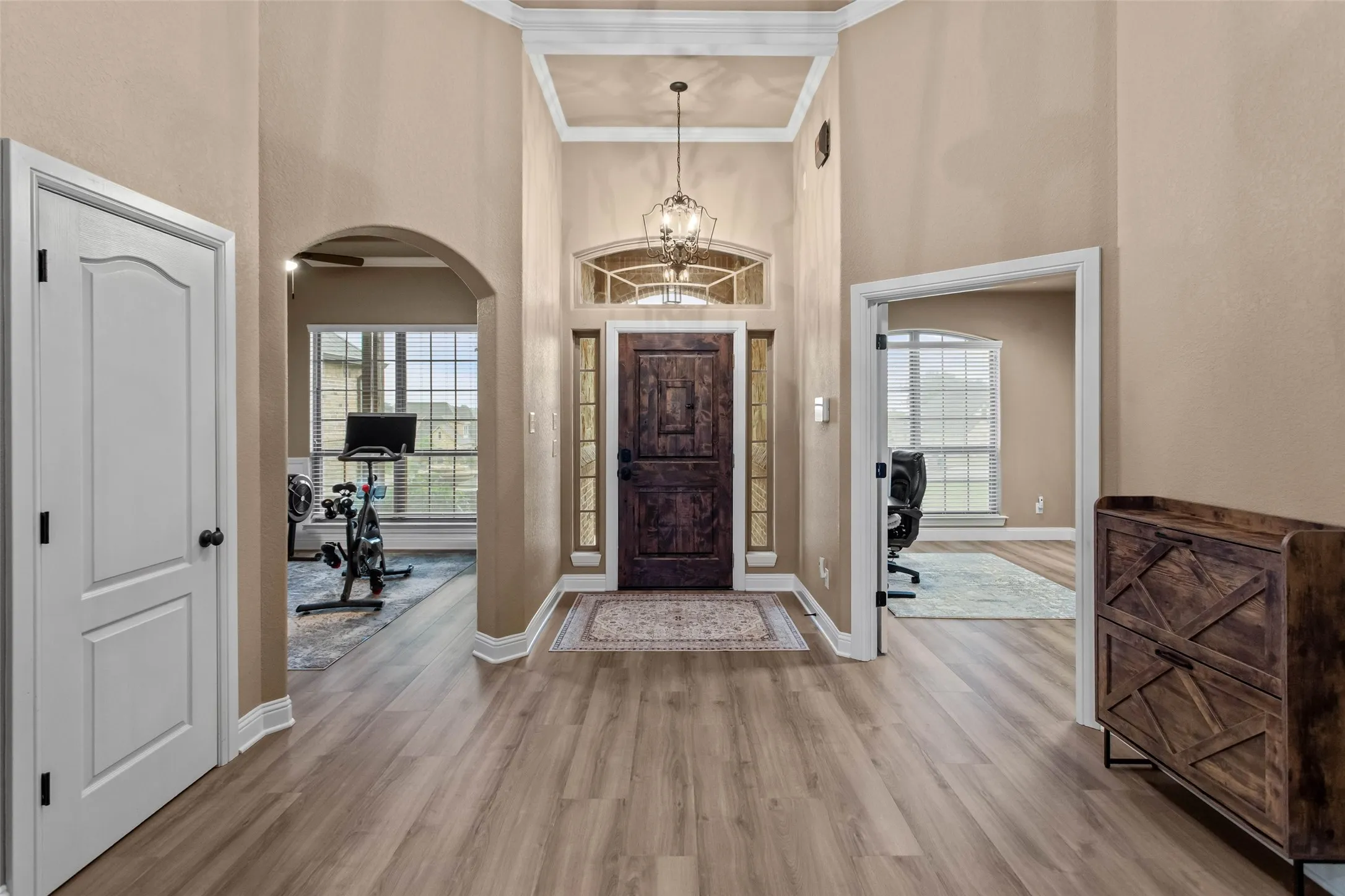 Single Family Residence For Sale in Parker County , 258 Scenic View Drive, Aledo, Texas 76008, 4 Bedroom, 4 Bathroom, 3 Garage spaces, 3,363 Sqft, built in 2014, Price $699,500, mls#21277442, Real Estate Agent in Aledo, Homes For Sale in Parker county, Homes For Sale in Aledo, Realtor in Aledo Texas, Real Estate Brokerage Independent Realty Texas, Luminita Cordes Realtor