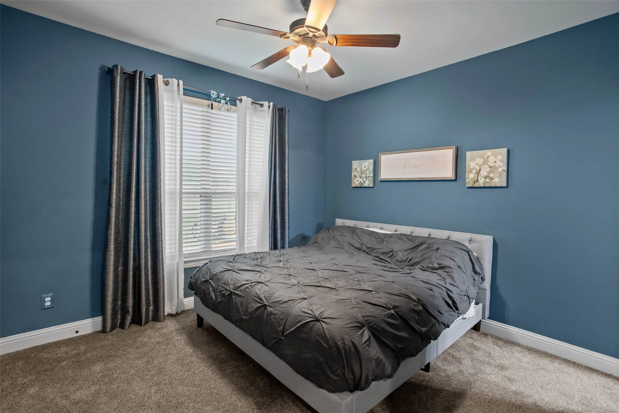 Single Family Residence For Sale in Parker County , 258 Scenic View Drive, Aledo, Texas 76008, 4 Bedroom, 4 Bathroom, 3 Garage spaces, 3,363 Sqft, built in 2014, Price $699,500, mls#21277442, Real Estate Agent in Aledo, Homes For Sale in Parker county, Homes For Sale in Aledo, Realtor in Aledo Texas, Real Estate Brokerage Independent Realty Texas, Luminita Cordes Realtor