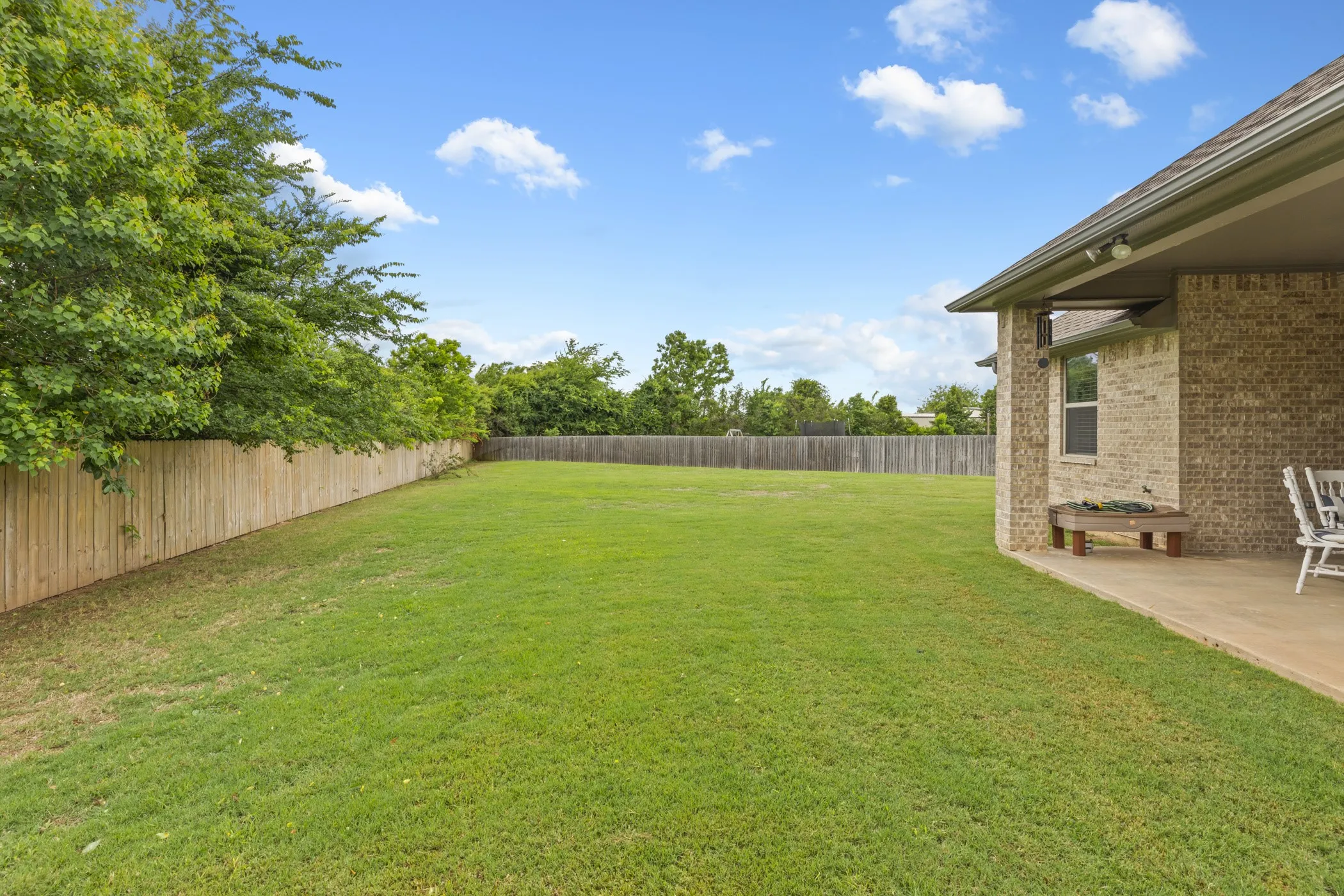 Single Family Residence For Sale in Smith County , 21553 Castle Rock Circle, Bullard, Texas 75758, 4 Bedrooms, 2 Bathrooms, 2 Garage spaces, 2,290 Sqft, built in 2020, Price $525,000, mls#21274933, Real Estate Agent in Bullard, Homes For Sale in Smith county, Homes For Sale in Bullard, Realtor in Bullard Texas, Real Estate Brokerage Independent Realty Texas, Luminita Cordes Realtor