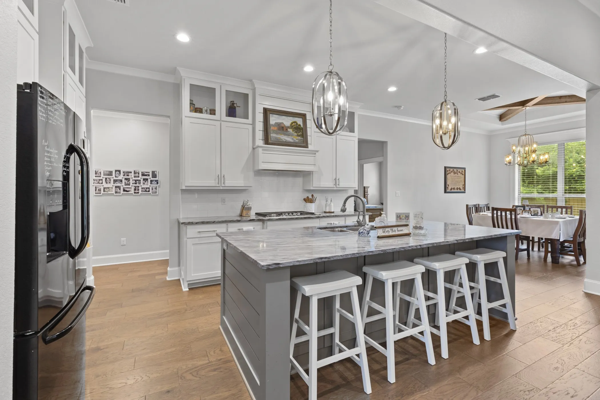Single Family Residence For Sale in Smith County , 21553 Castle Rock Circle, Bullard, Texas 75758, 4 Bedrooms, 2 Bathrooms, 2 Garage spaces, 2,290 Sqft, built in 2020, Price $525,000, mls#21274933, Real Estate Agent in Bullard, Homes For Sale in Smith county, Homes For Sale in Bullard, Realtor in Bullard Texas, Real Estate Brokerage Independent Realty Texas, Luminita Cordes Realtor