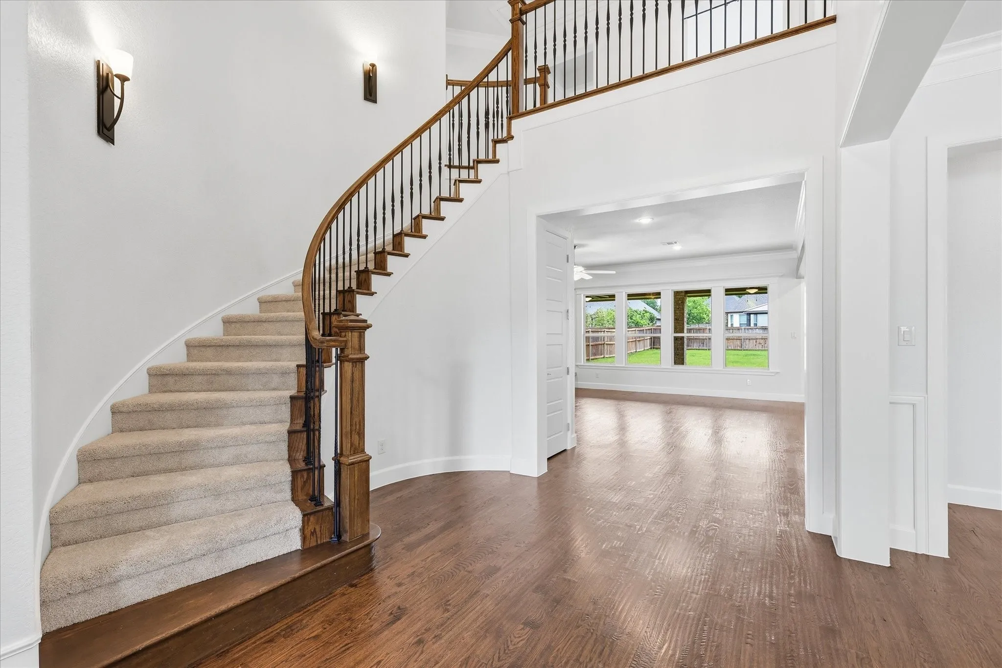 Single Family Residence For Sale in Tarrant County , 7417 Seclusion Ridge Drive, Arlington, Texas 76001, 4 Bedroom, 4 Bathroom, 2 Garage spaces, 3,917 Sqft, built in 2017, mls#21277194, Real Estate Agent in Arlington, Homes For Sale in Tarrant county, Homes For Sale in Arlington, Realtor in Arlington Texas, Real Estate Brokerage Independent Realty Texas, Luminita Cordes Realtor
