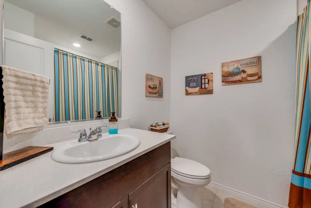 Single Family Residence For Sale in Ellis County , 712 Odlozil Lane, Ennis, Texas 75119, 3 Bedroom, 2 Bathroom, 2 Garage spaces, 1,522 Sqft, built in 2022, mls#21277466, Real Estate Agent in Ennis, Homes For Sale in Ellis county, Homes For Sale in Ennis, Realtor in Ennis Texas, Real Estate Brokerage Independent Realty Texas, Luminita Cordes Realtor