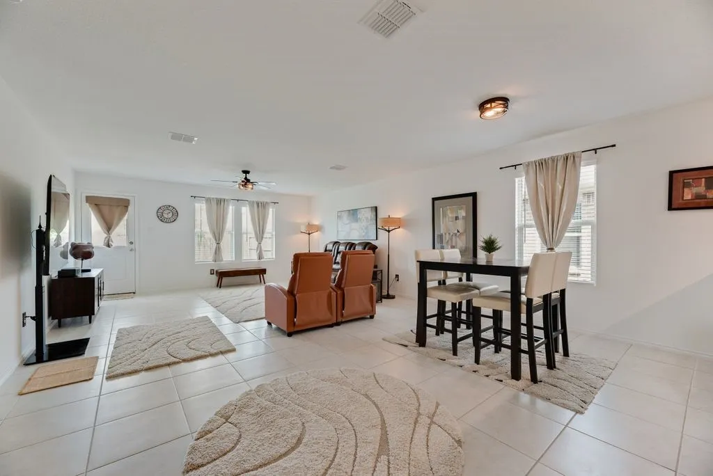 Single Family Residence For Sale in Ellis County , 712 Odlozil Lane, Ennis, Texas 75119, 3 Bedroom, 2 Bathroom, 2 Garage spaces, 1,522 Sqft, built in 2022, mls#21277466, Real Estate Agent in Ennis, Homes For Sale in Ellis county, Homes For Sale in Ennis, Realtor in Ennis Texas, Real Estate Brokerage Independent Realty Texas, Luminita Cordes Realtor